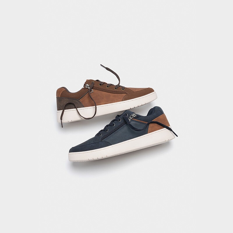Två sneakers för herrar