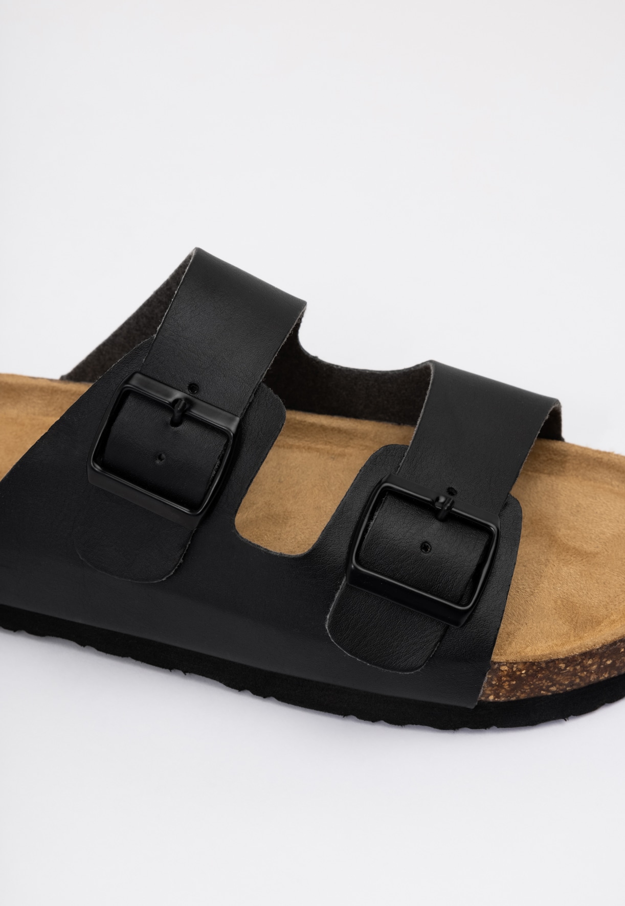 LEJON, Tofflor Svarta