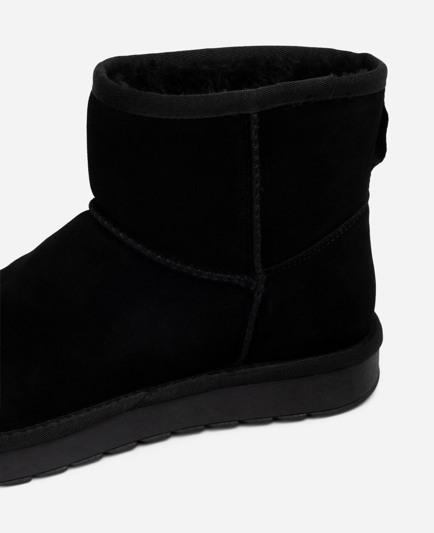 CLOU, Varmfodrade boots Svarta