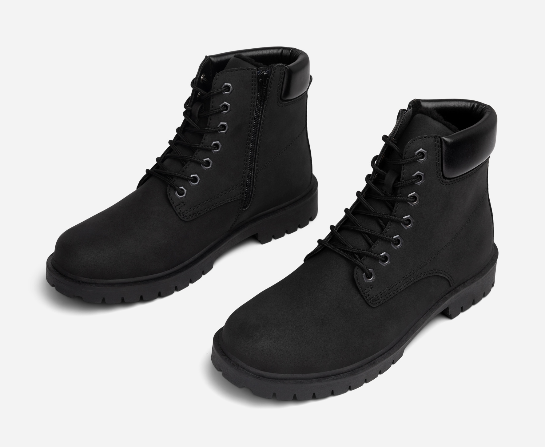 LEJON, Varmfodrade kängor Svarta