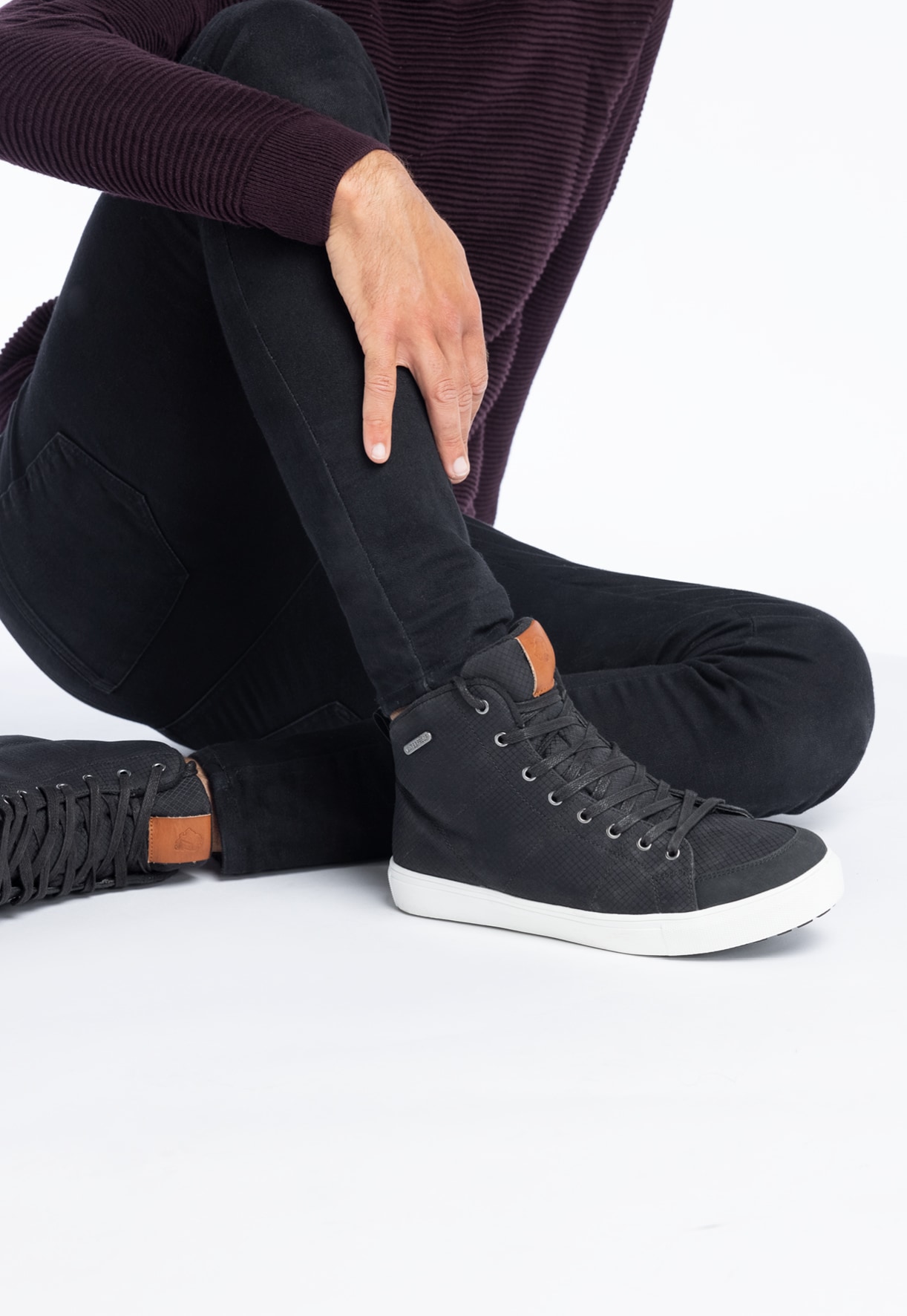 LEJON, Kängor Svarta