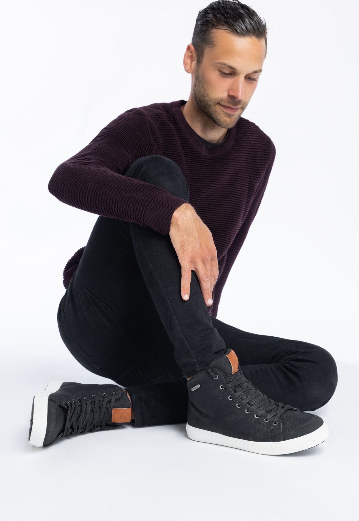 LEJON, Kängor Svarta