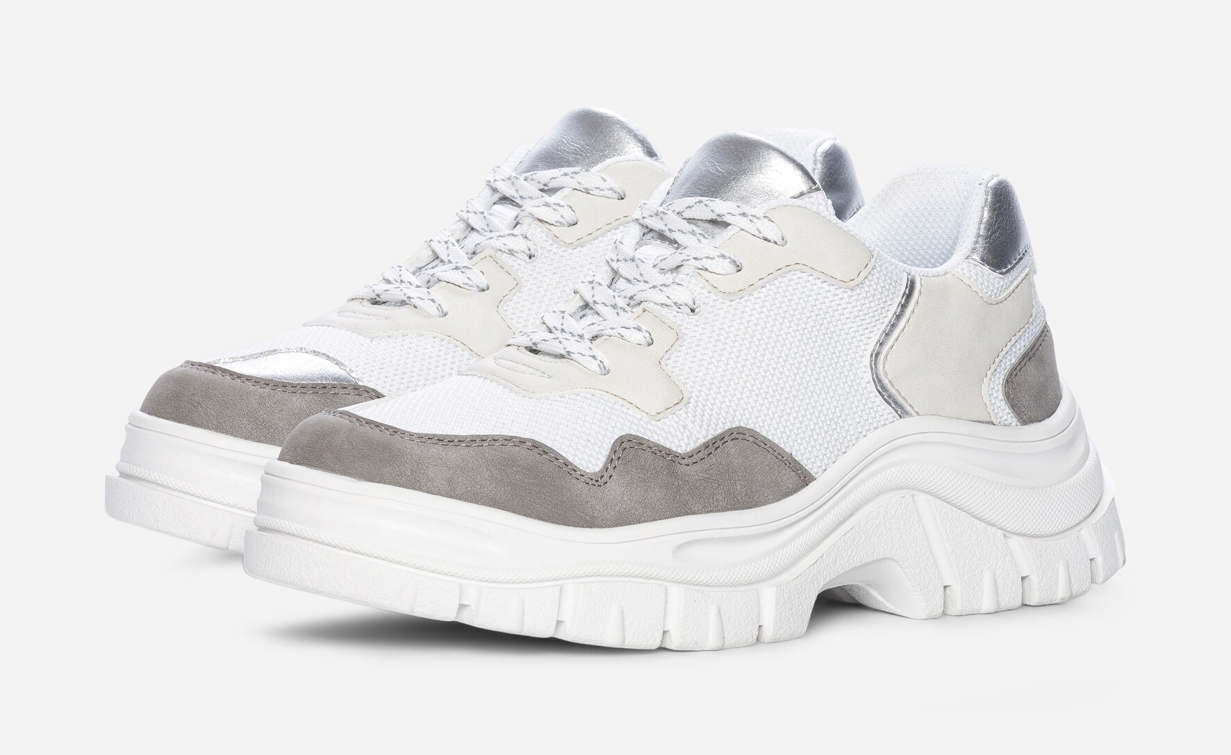 VOX, Sneakers Vita