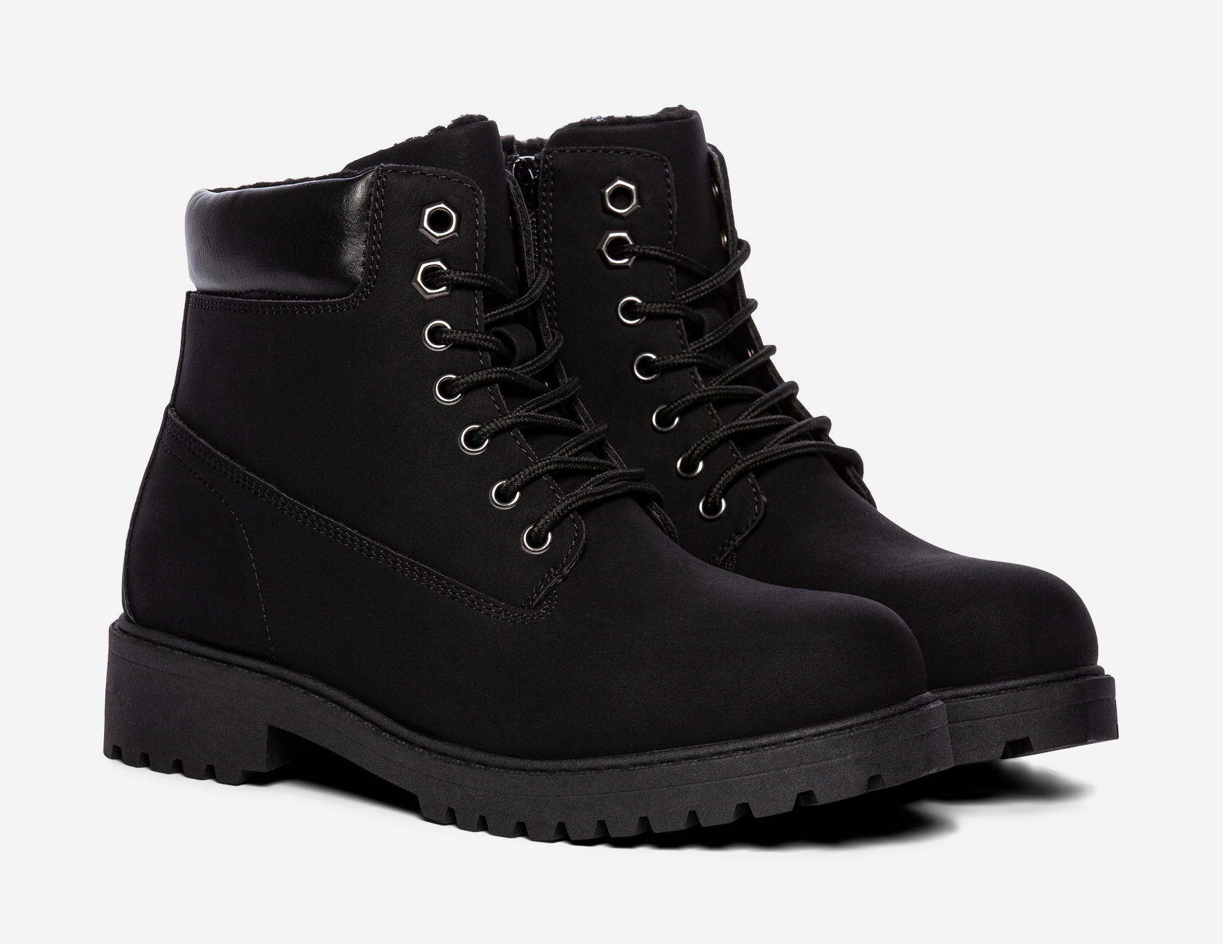 LEJON, Varmfodrade kängor Svarta