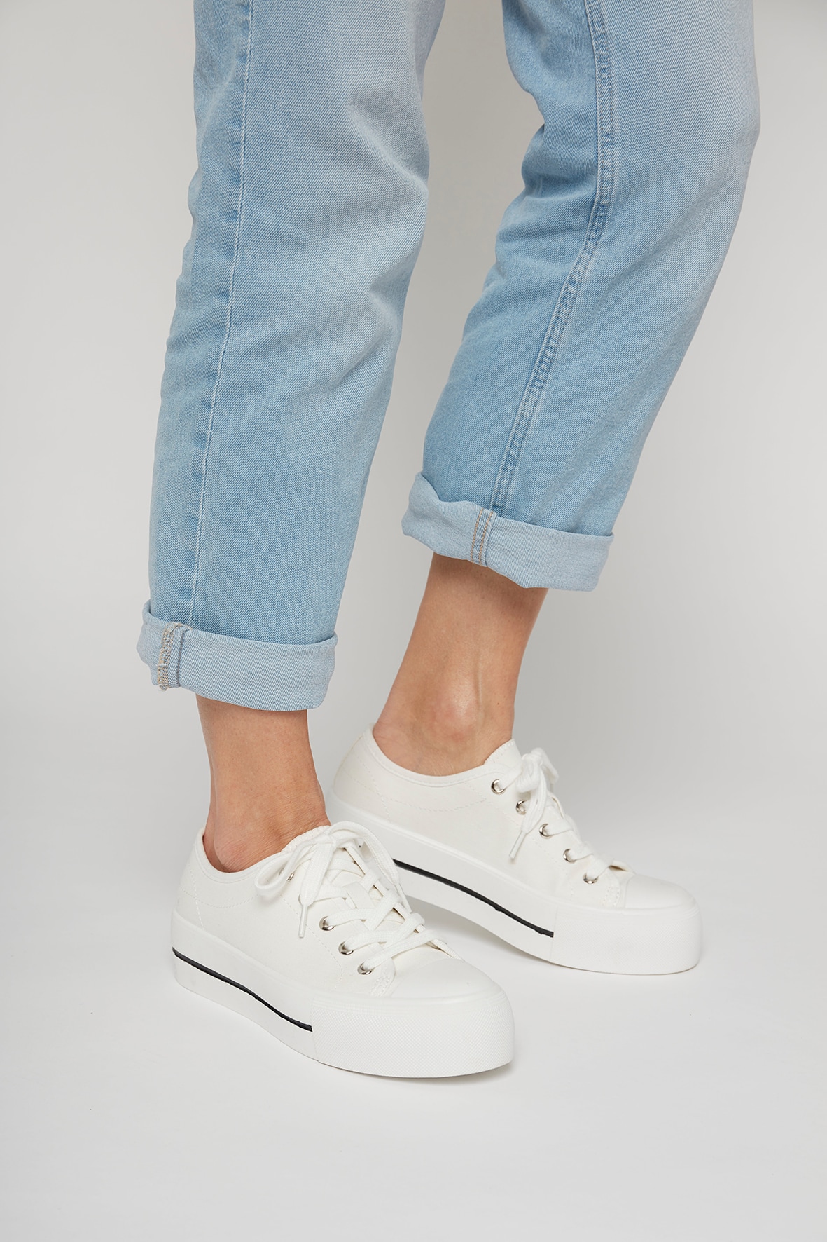 LEJON, Sneakers Vita