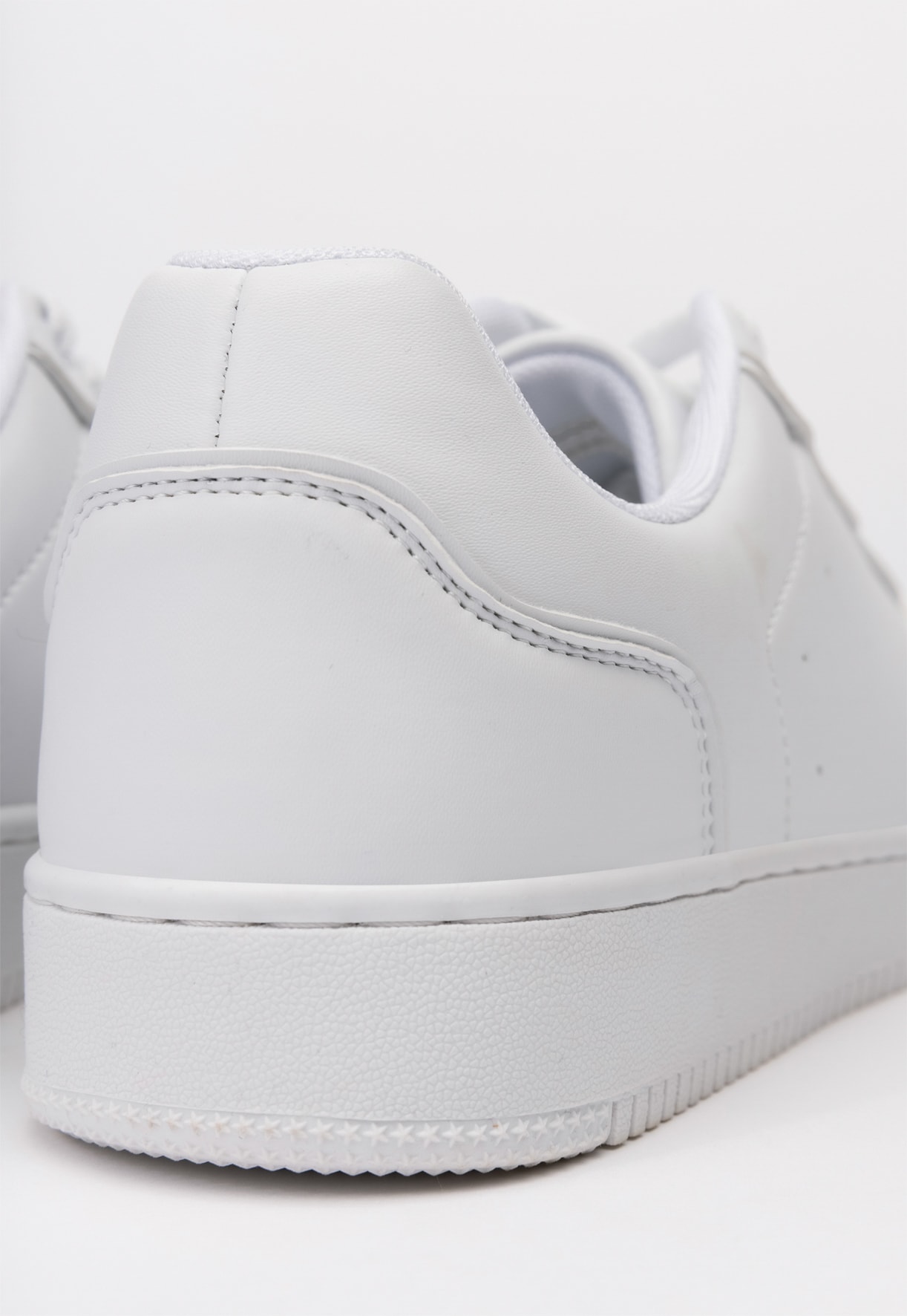 LEJON, Sneakers Vita