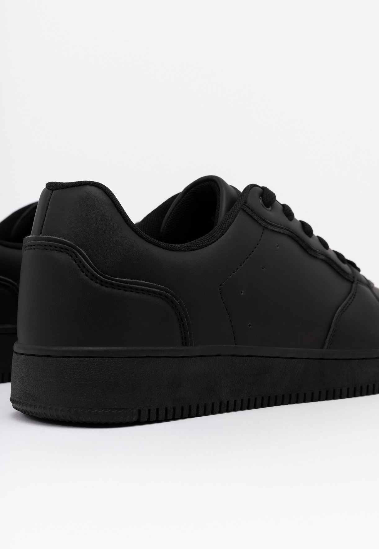 LEJON, Sneakers Svarta