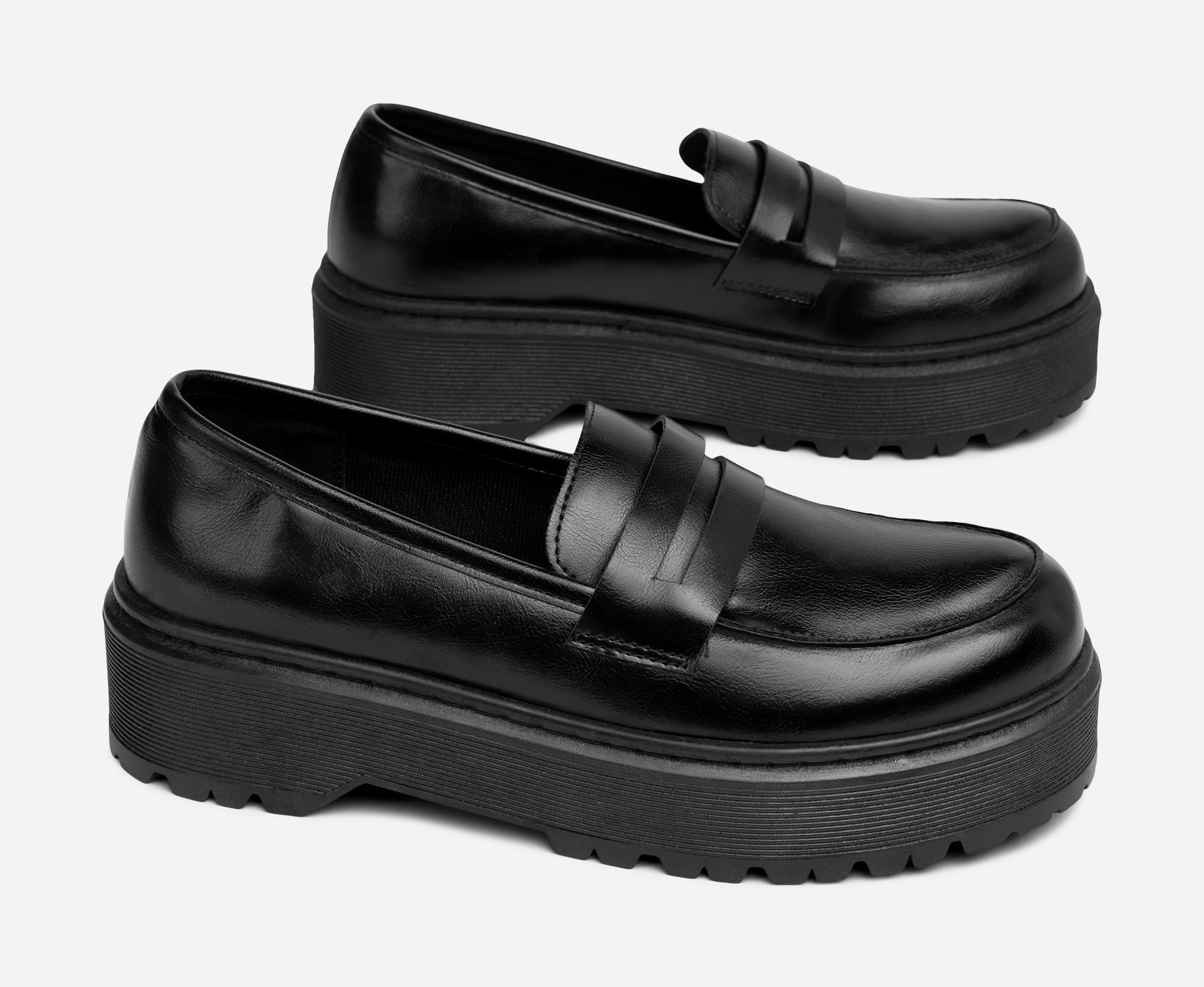 VOX, Loafers Svarta