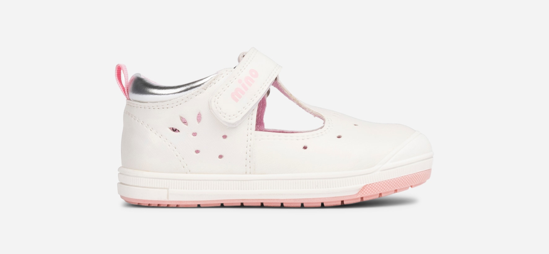 Mino, Sandaler Metallfärgade