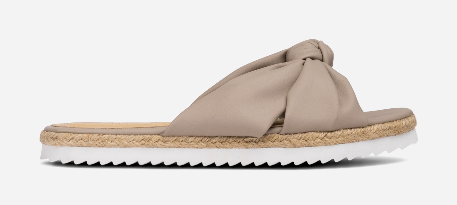 VOX, Sandaler Bruna