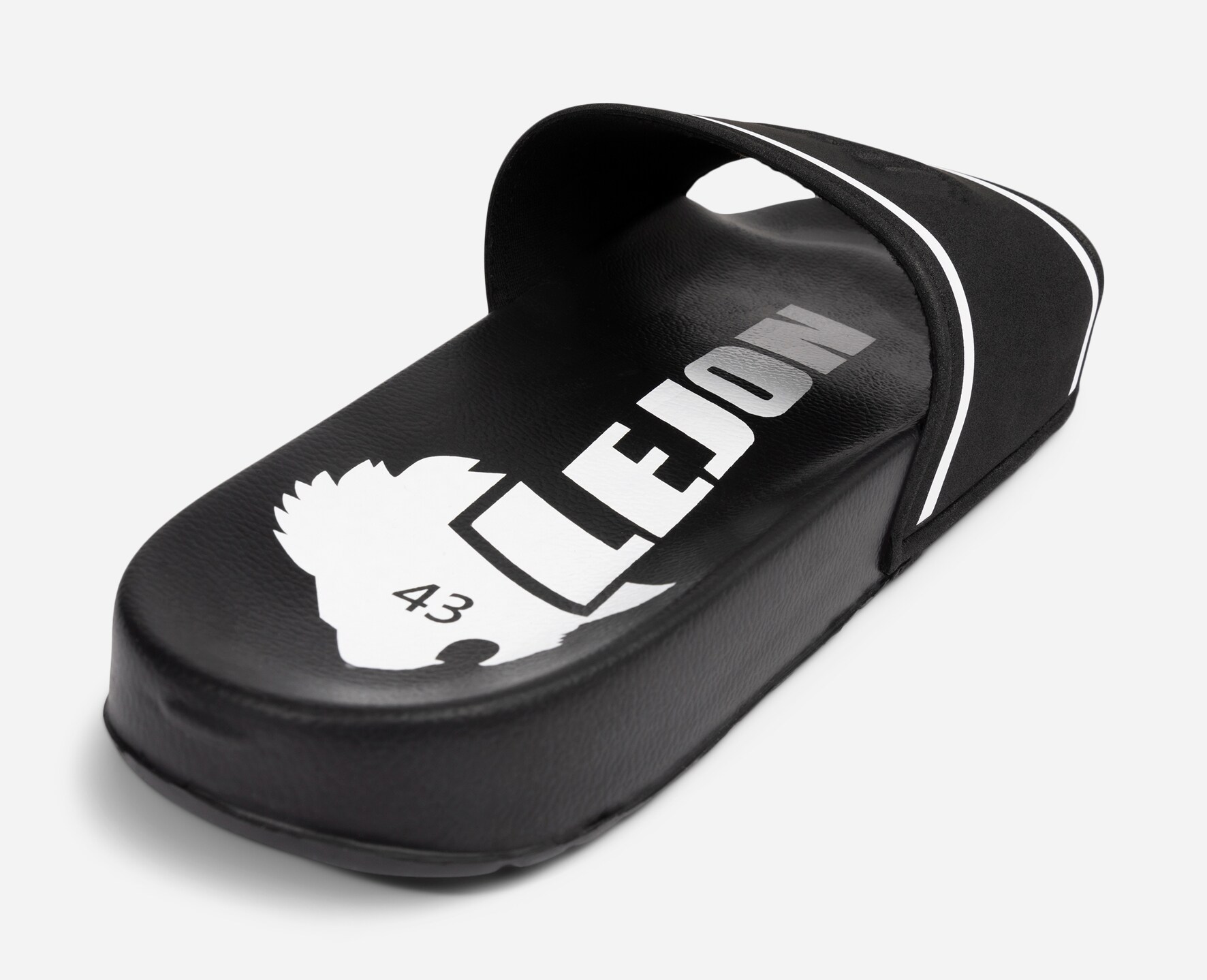 LEJON, Tofflor Svarta