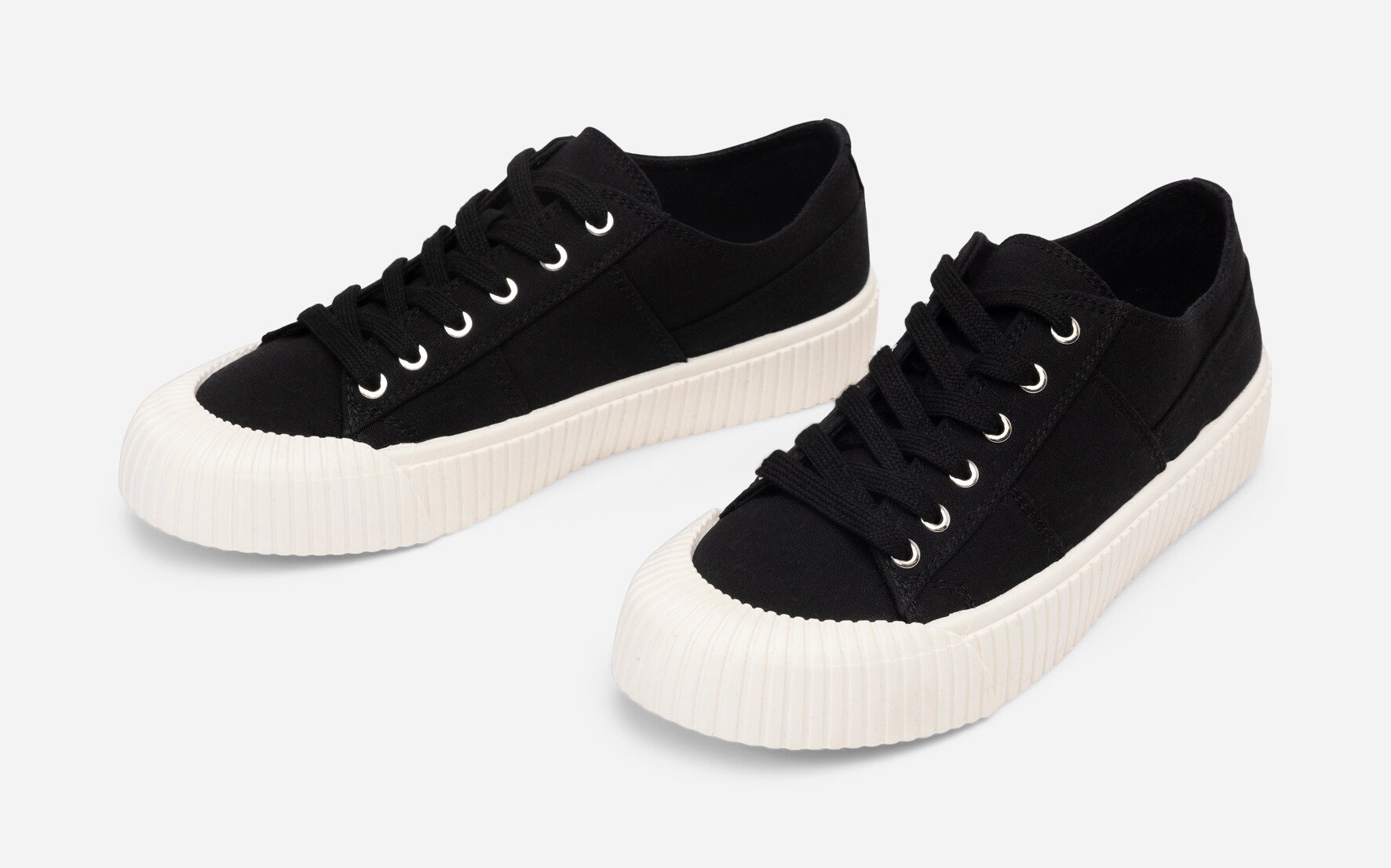 VOX, Sneakers Svarta