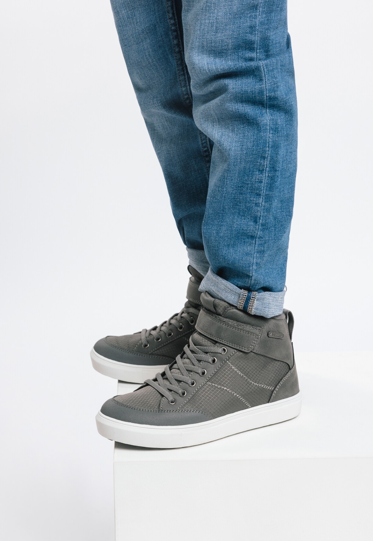 LEJON, Fleecefodrade höga sneakers waterproof Gråa