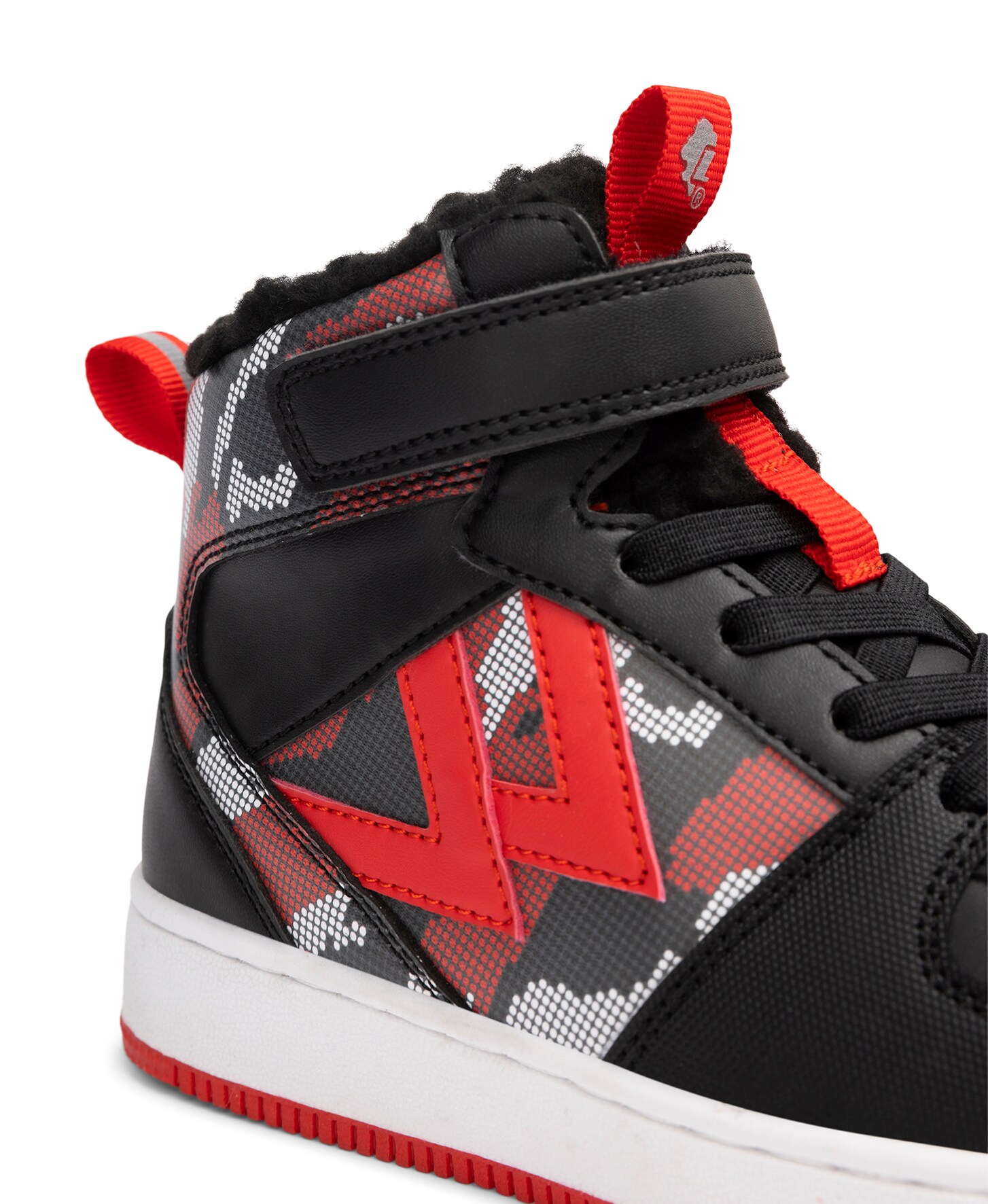 LEJON, Varmfodrade sneakers Svarta