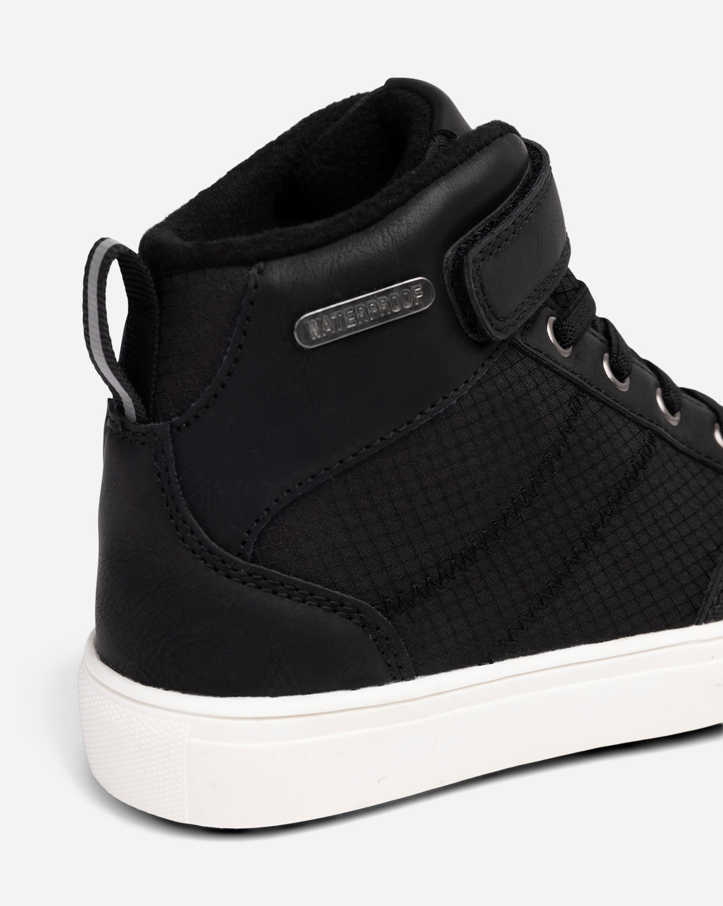 LEJON, Fleecefodrade höga sneakers waterproof Svarta