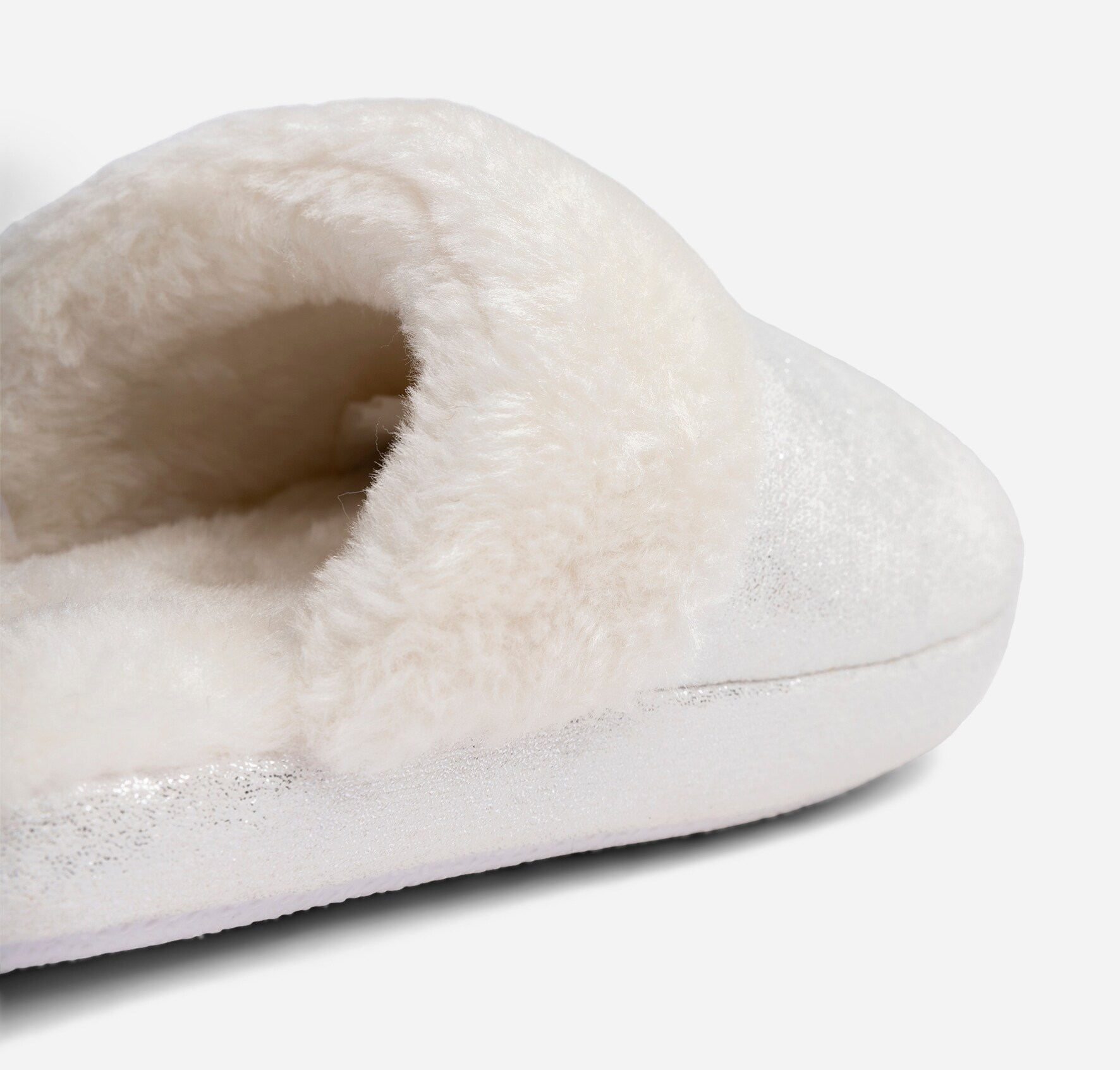 ZOEY, Tofflor Metallfärgade