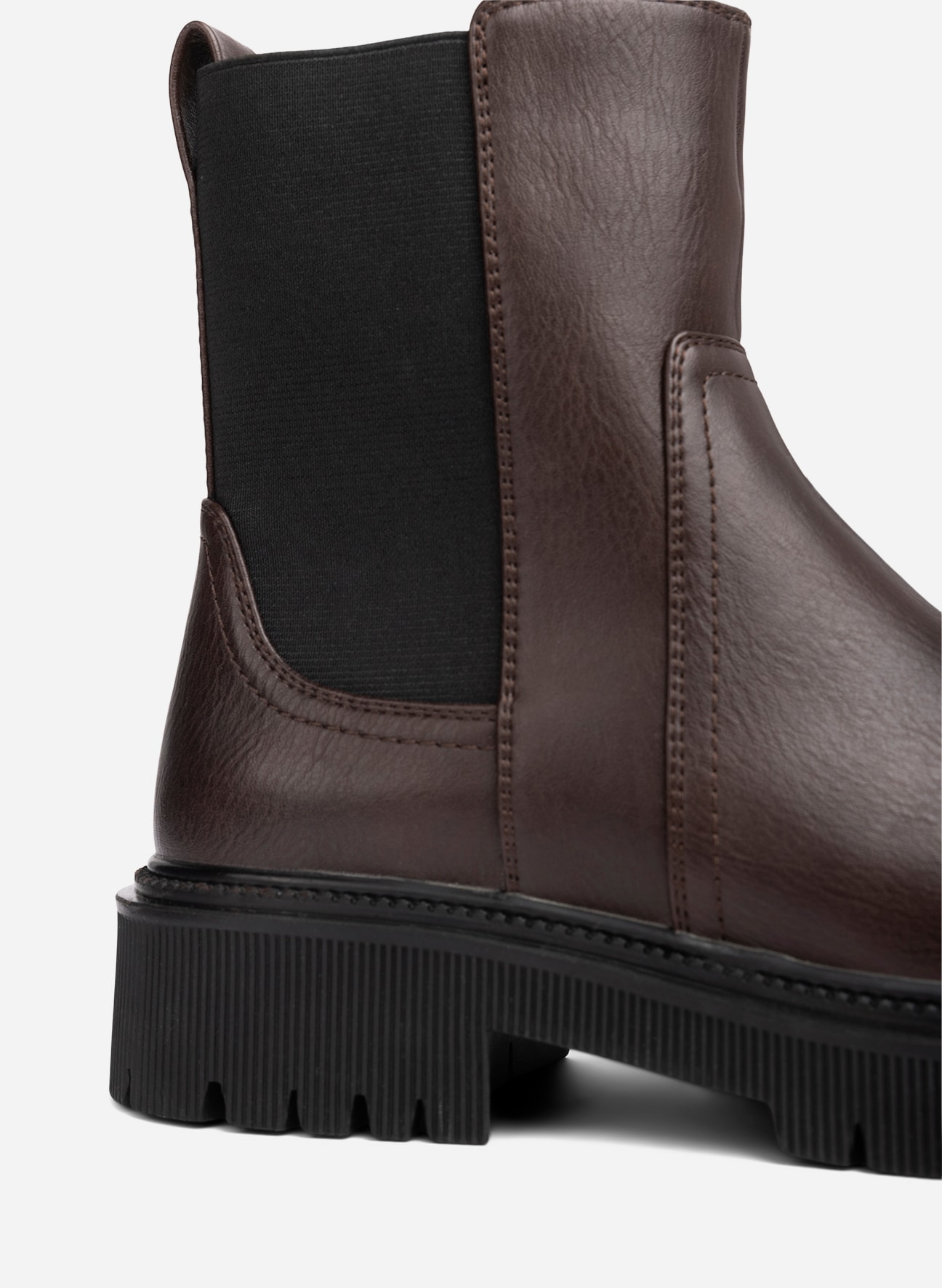 ALLEY, Varmfodrade chelseaboots Bruna