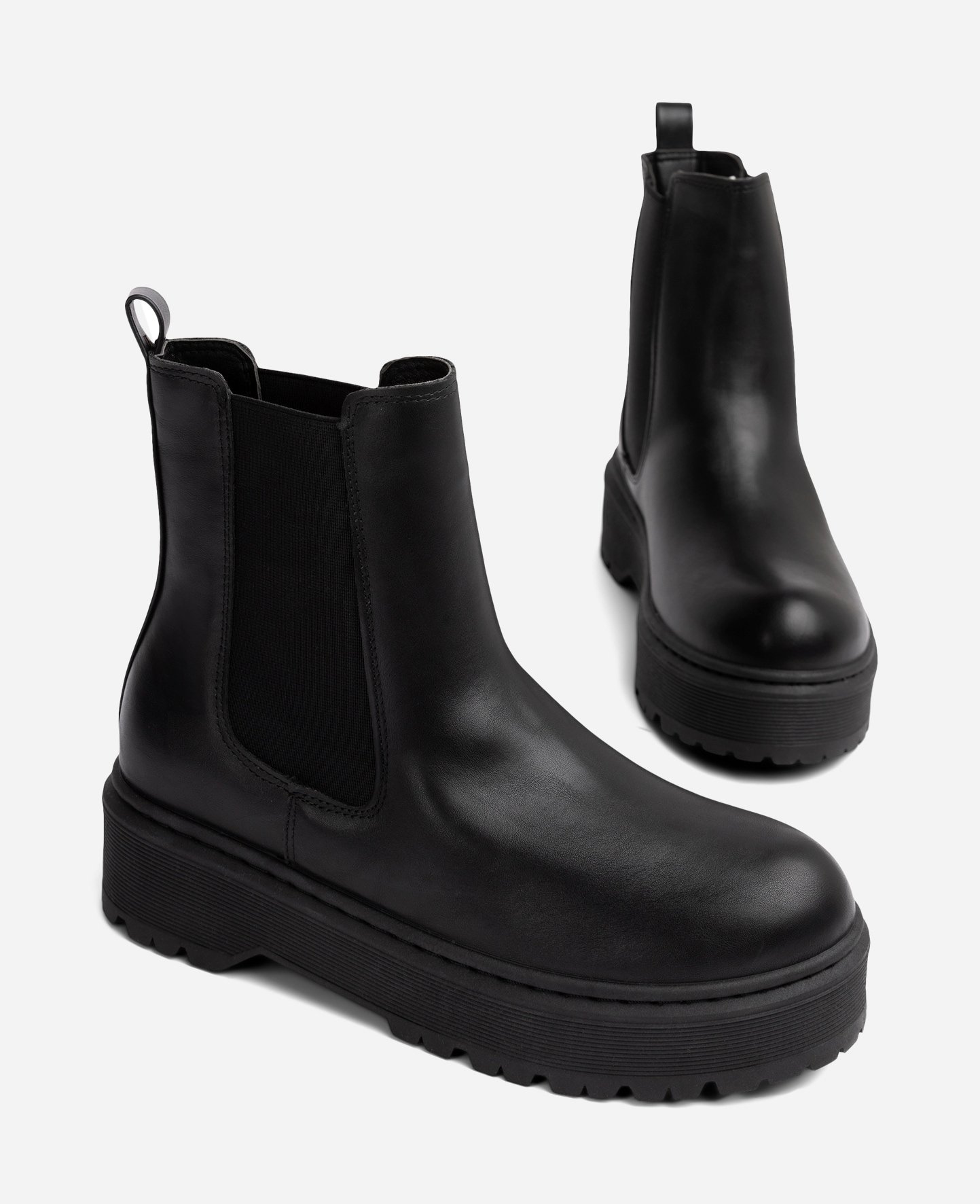 VOX, Chelseaboots Svarta