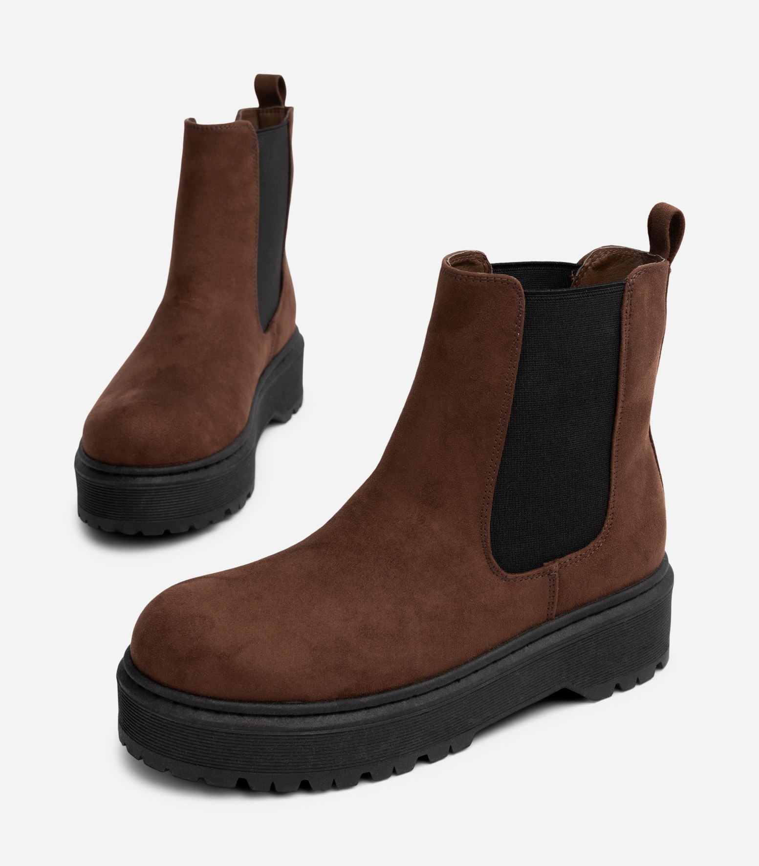 VOX, Boots Bruna