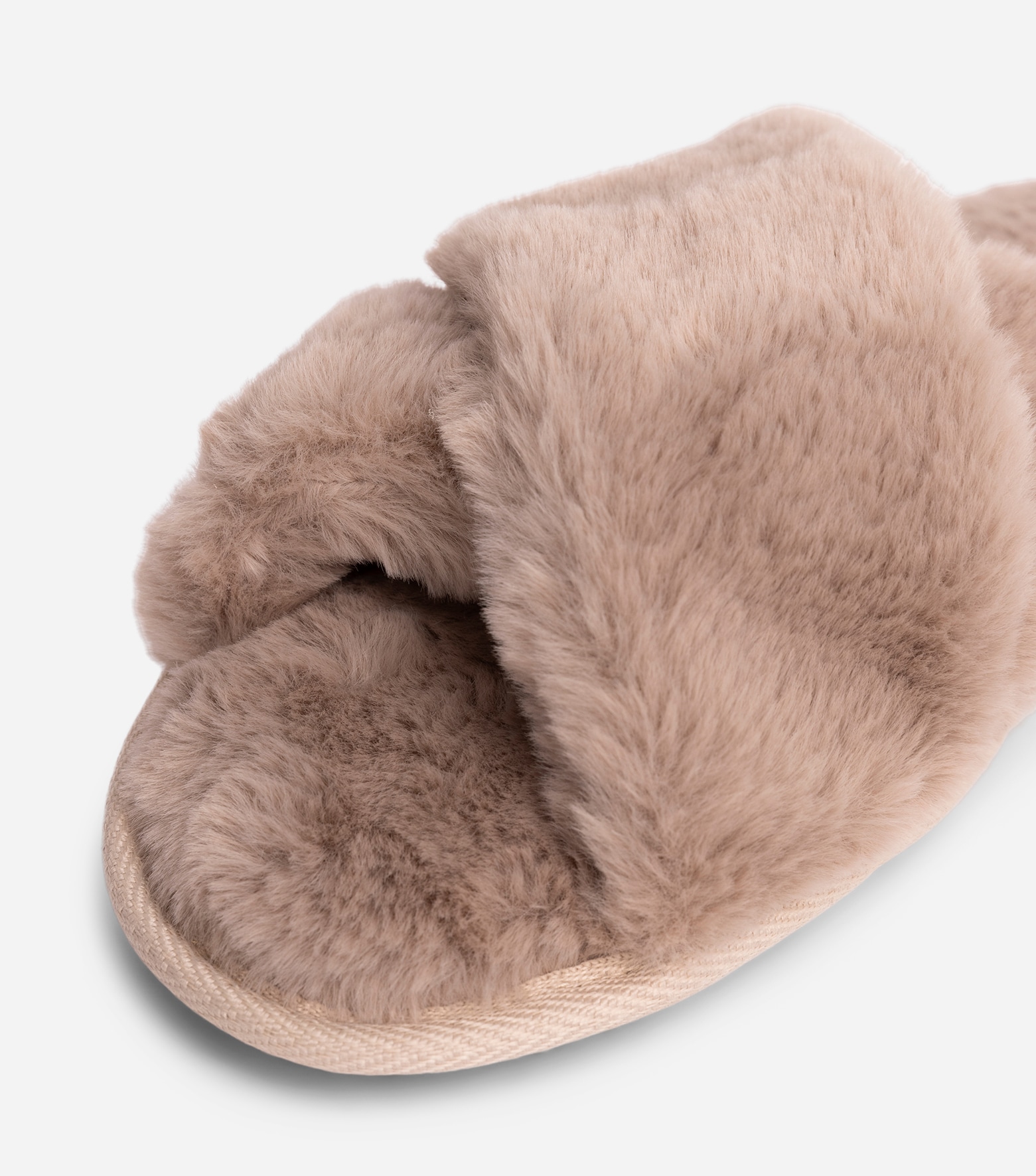 CLOU, Tofflor Beigea