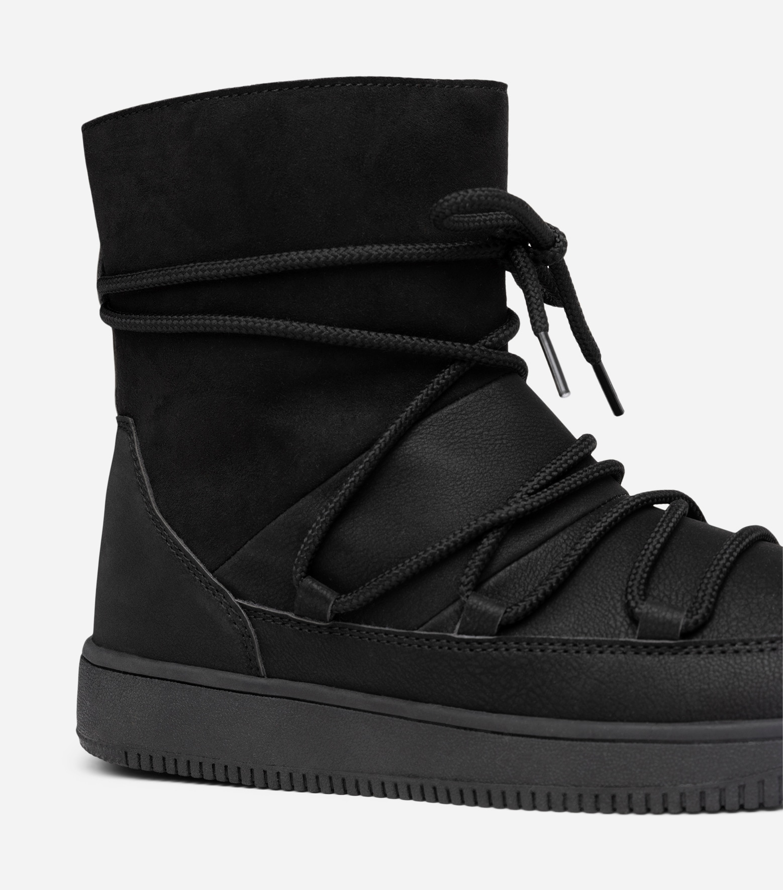 LEJON, Varmfodrade boots Svarta