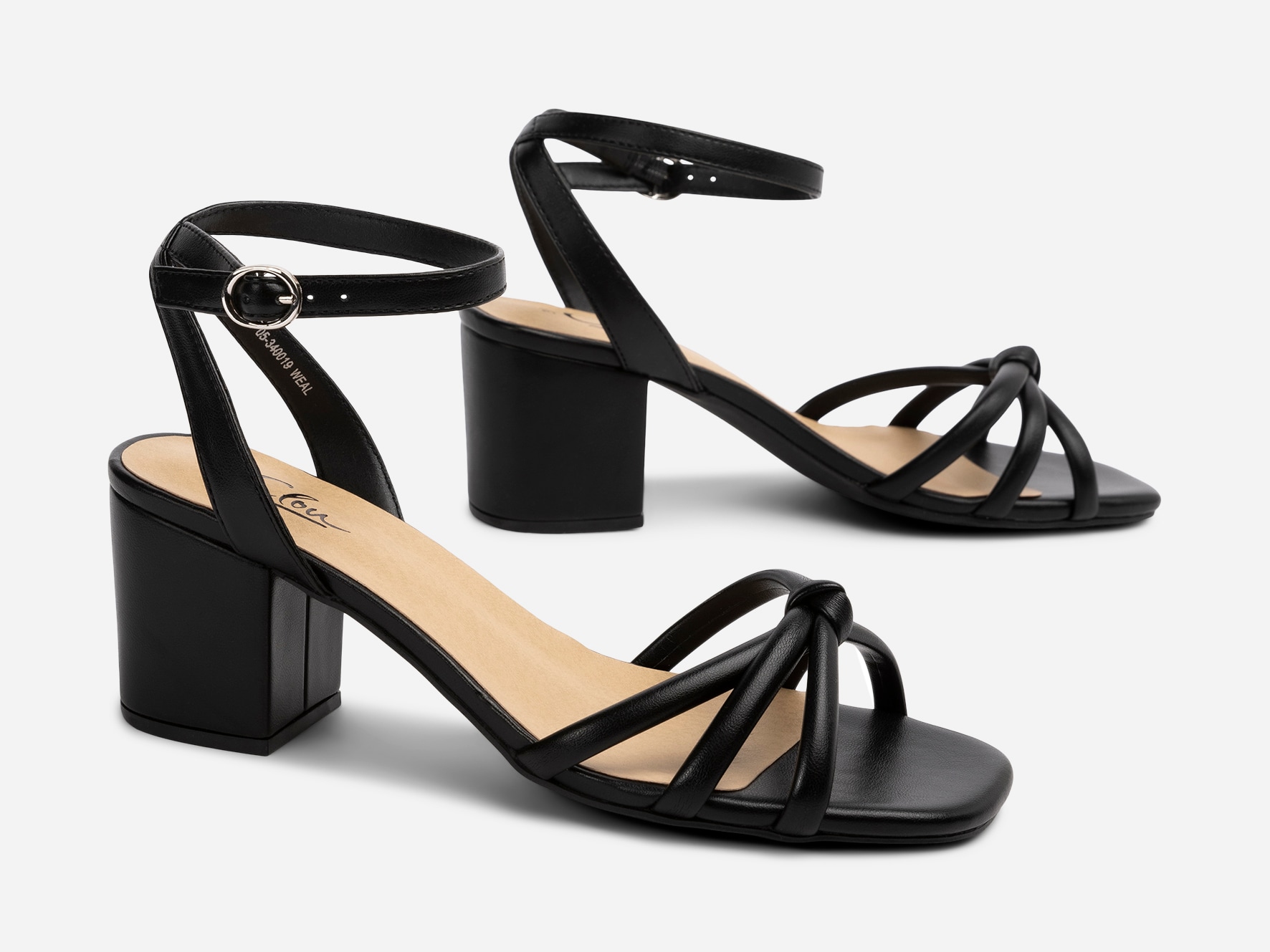 CLOU, Sandaletter med remmar Svarta