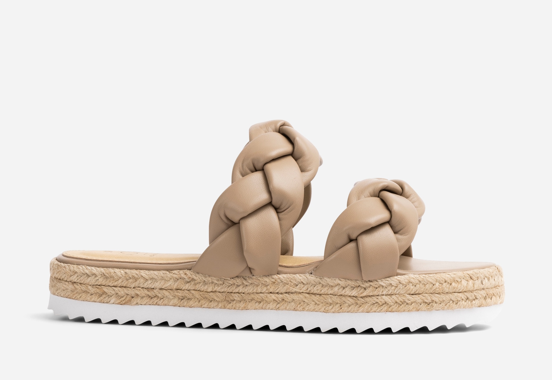 VOX, Sandaler Bruna