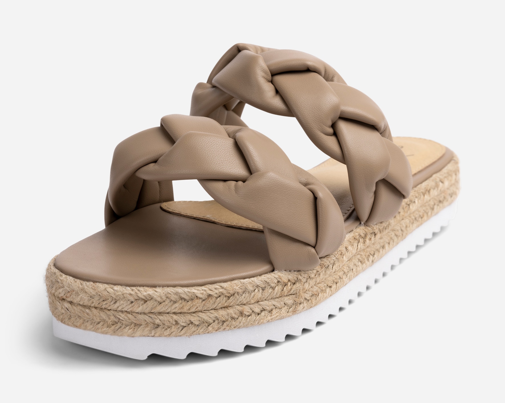 VOX, Sandaler Bruna
