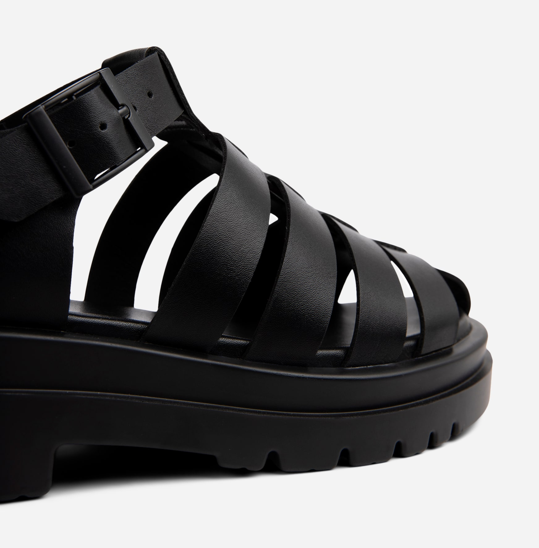 VOX, Sandaler med remmar Svarta