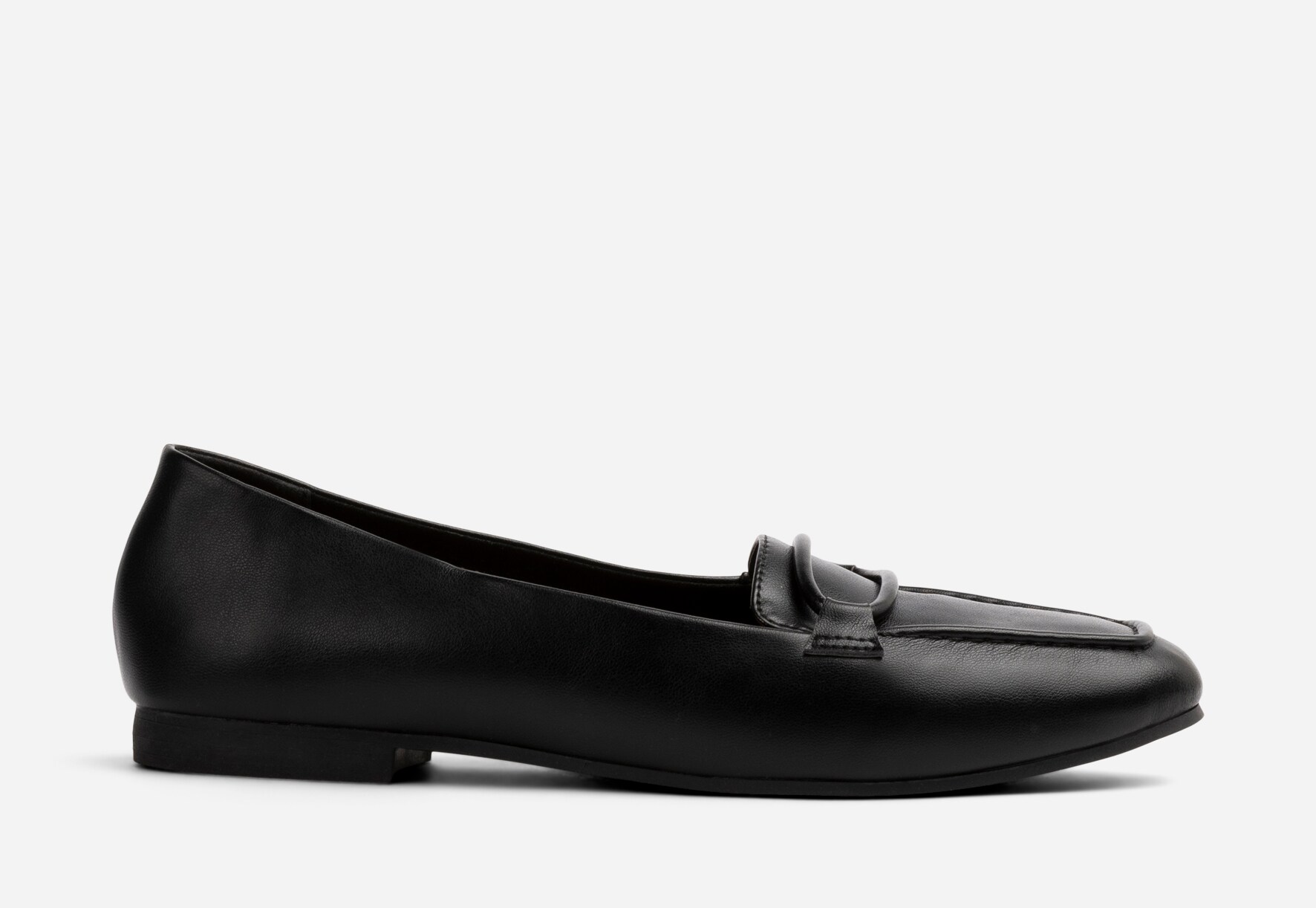CLOU, Loafers Svarta
