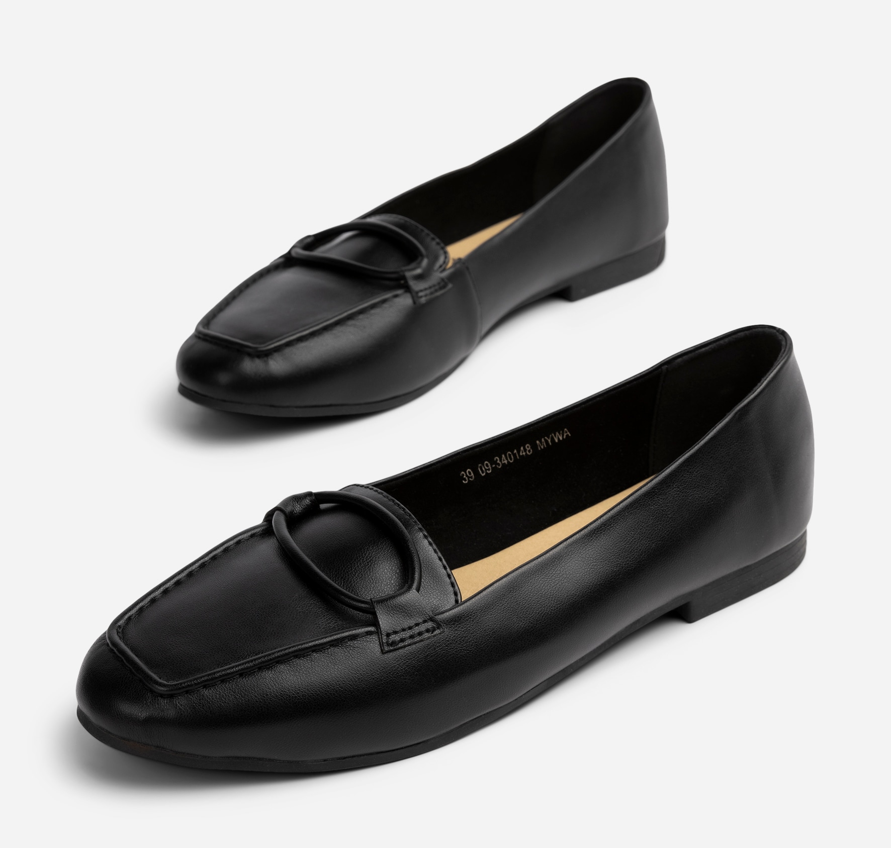CLOU, Loafers Svarta