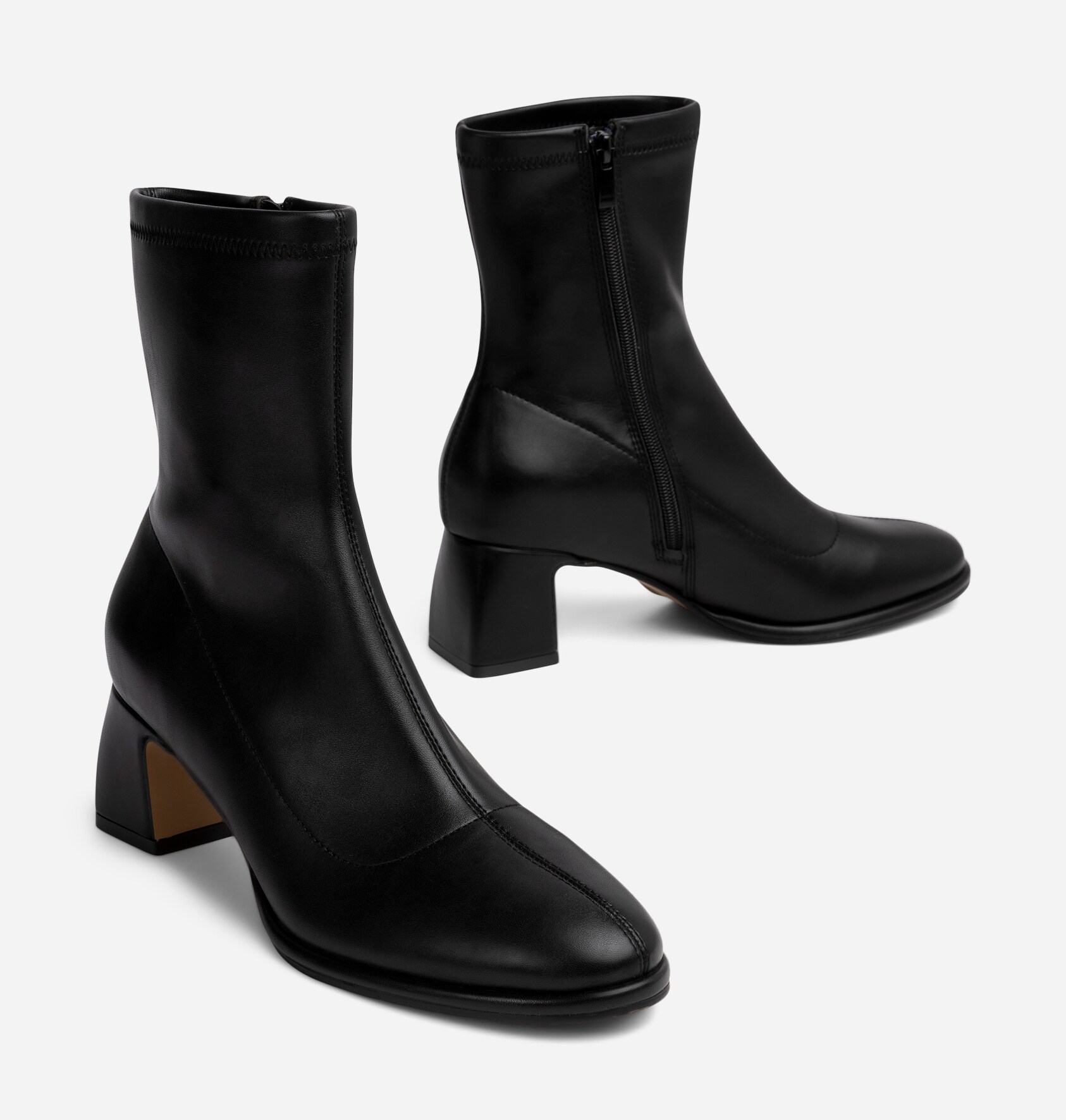 CLOU, Boots med stretch Svarta