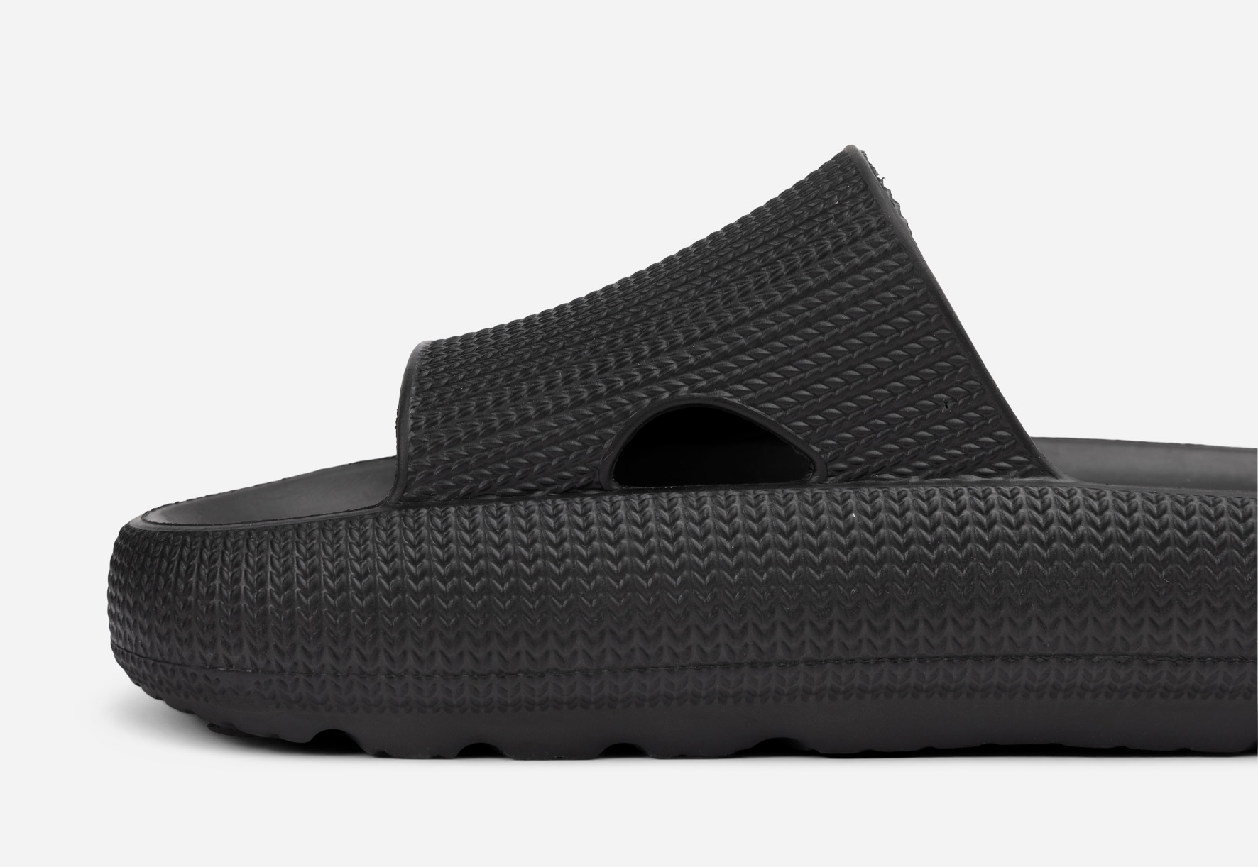 CLAUDIA GHIZZANI, Tofflor Svarta