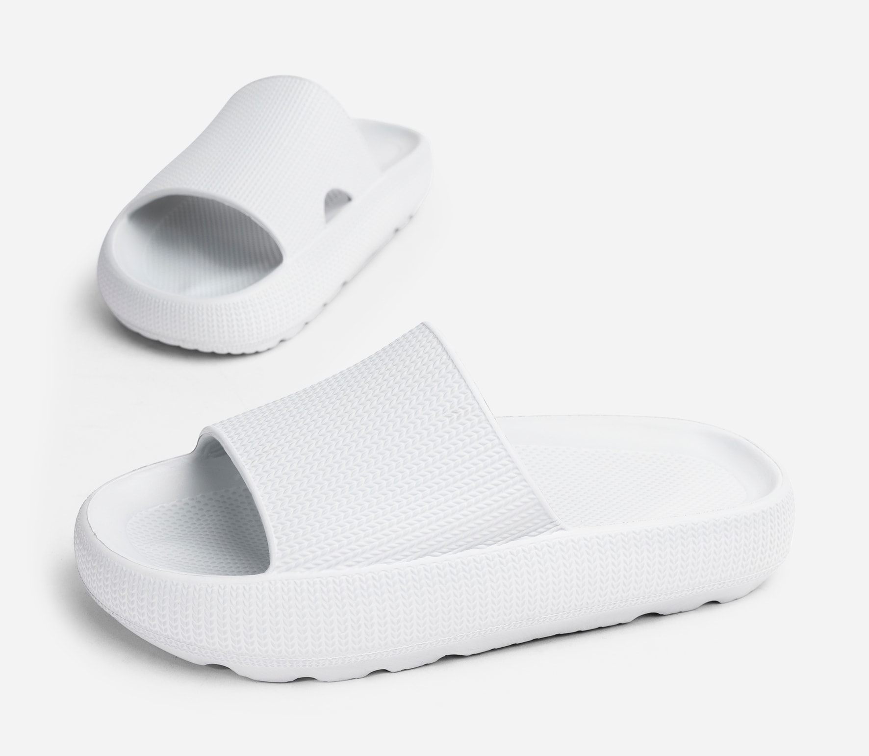 CLAUDIA GHIZZANI, Tofflor Gråa