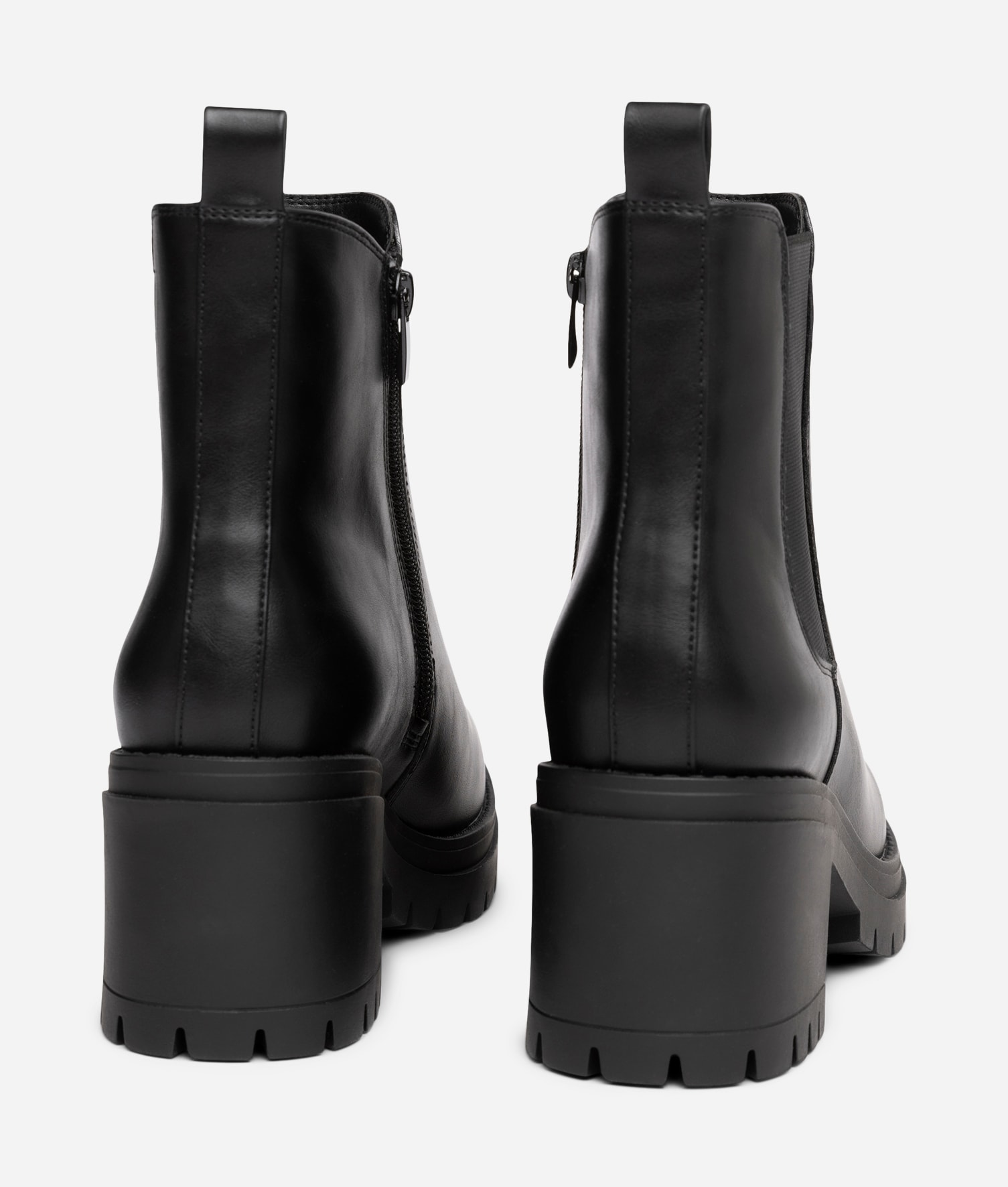 VOX, Chelseaboots Svarta