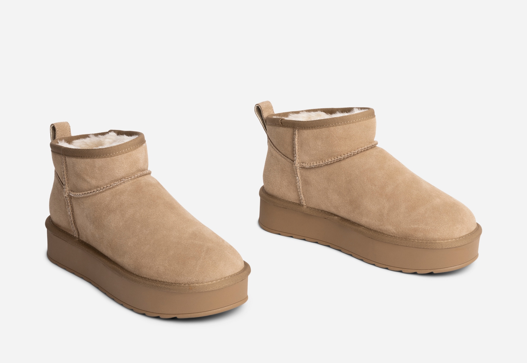CLOU, Varmfodrade boots Beigea