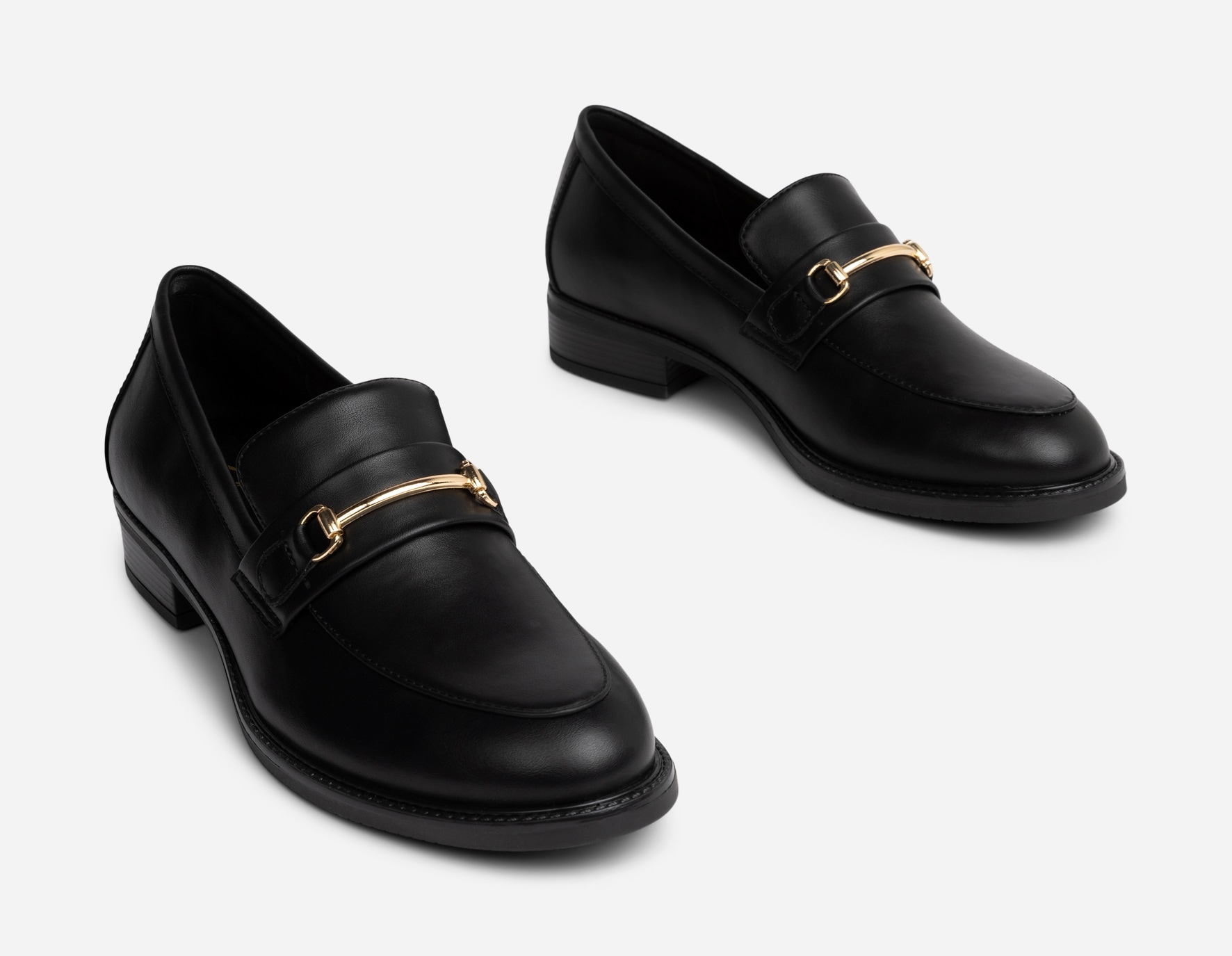CLOU COMFORT, Loafers med spänne Svarta