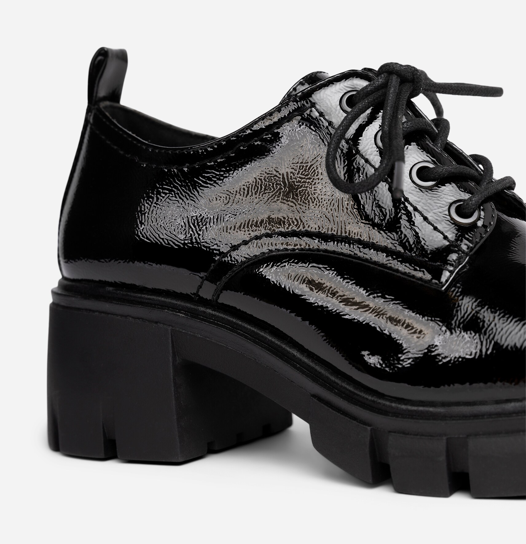 VOX, Snörskor Svarta