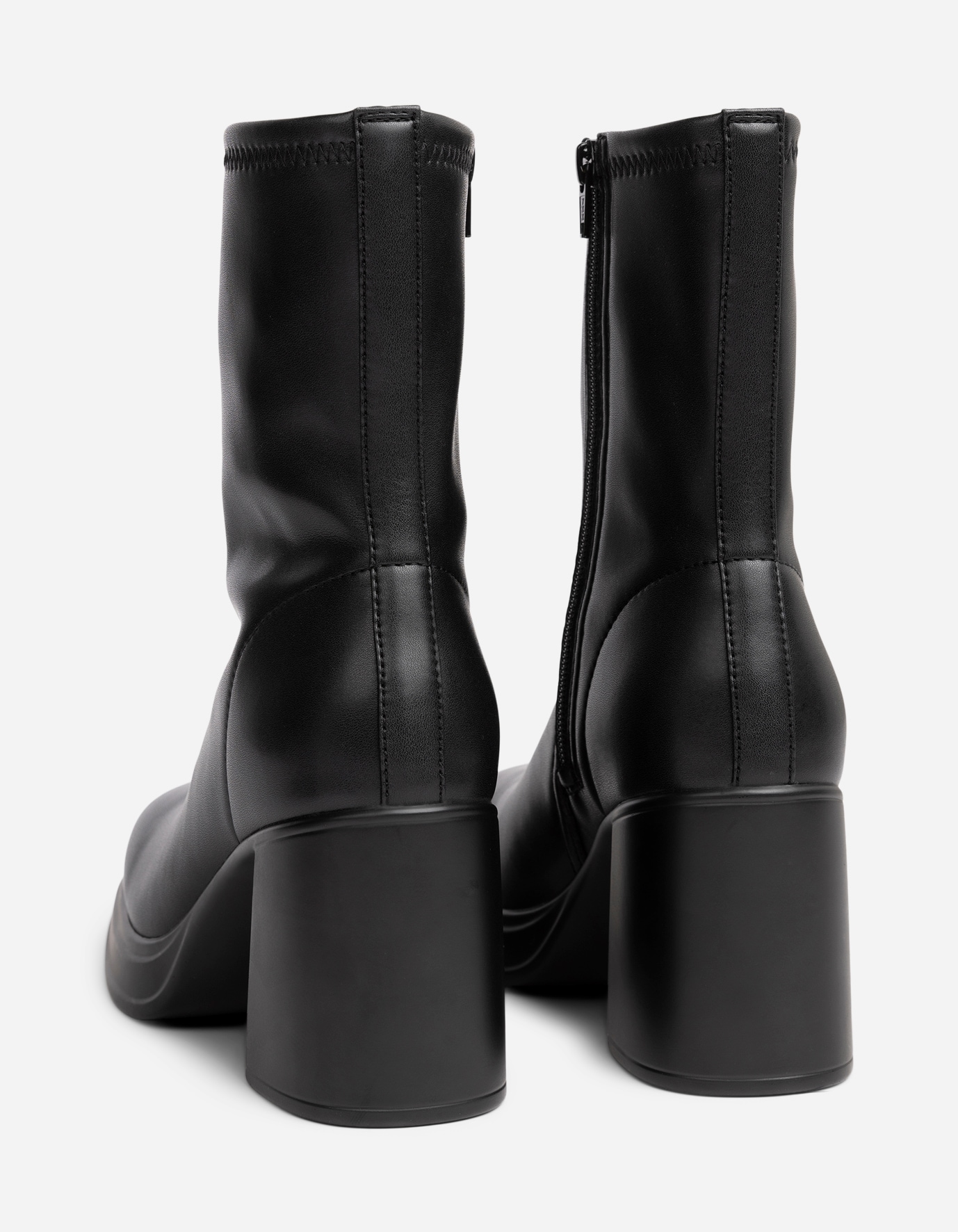 CLOU, Boots med stretch Svarta