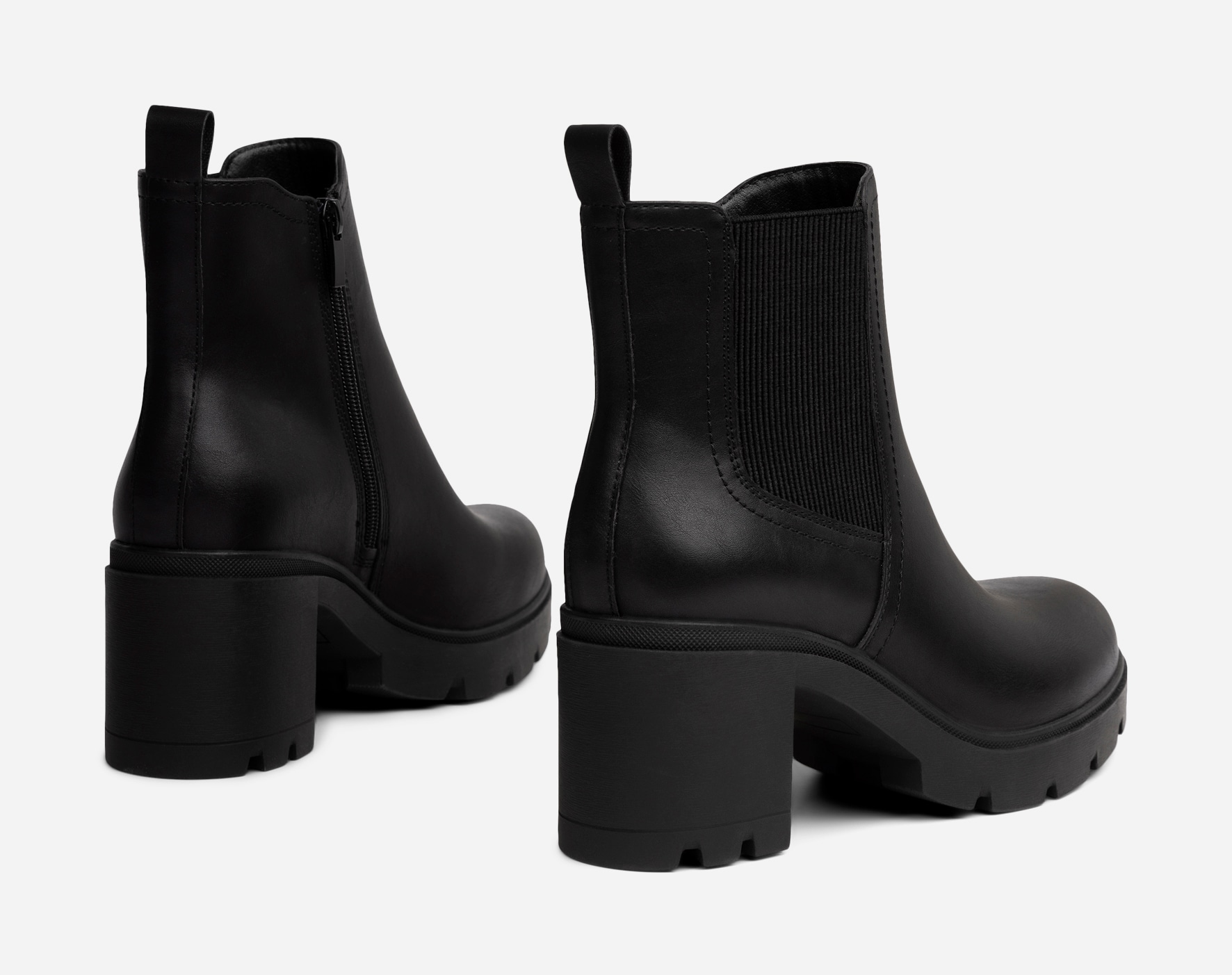 VOX, Boots Svarta