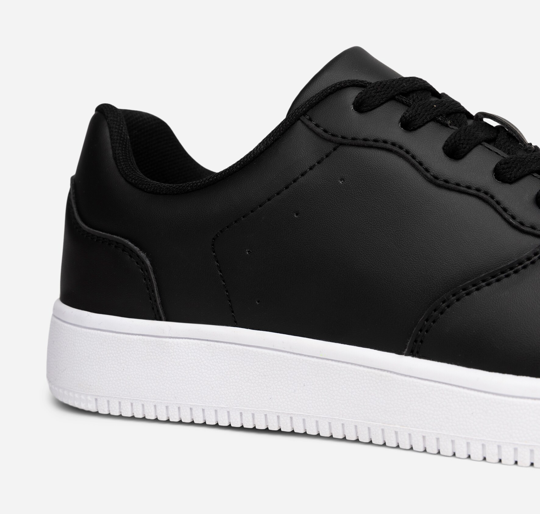 LEJON, Sneakers Svarta