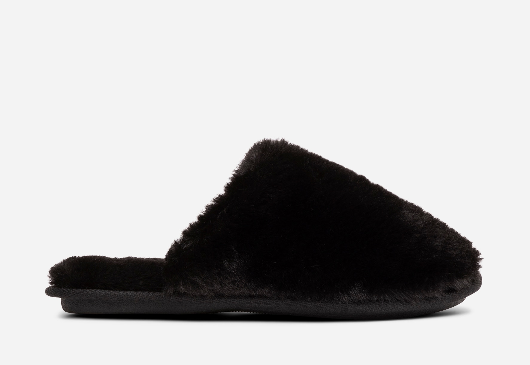 CLOU, Tofflor Svarta