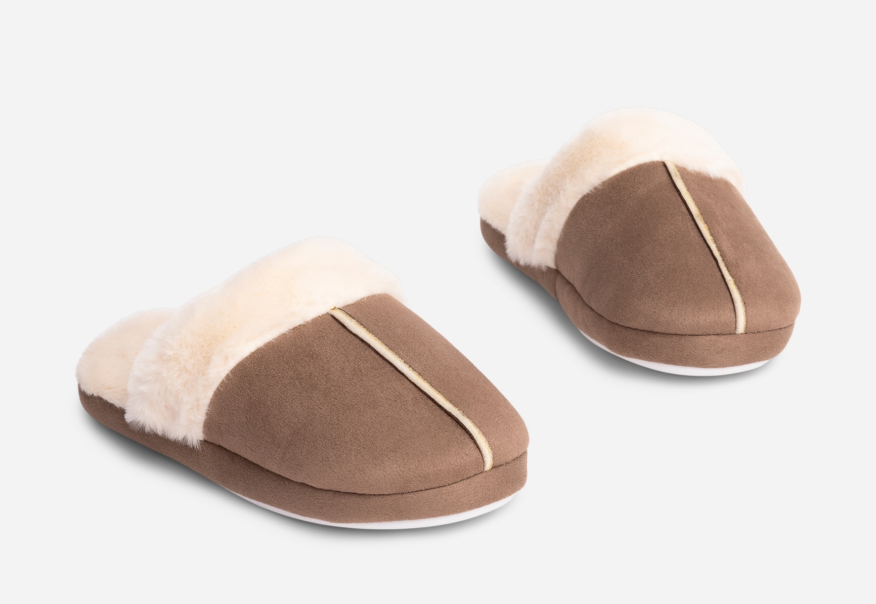 CLOU, Tofflor Beigea