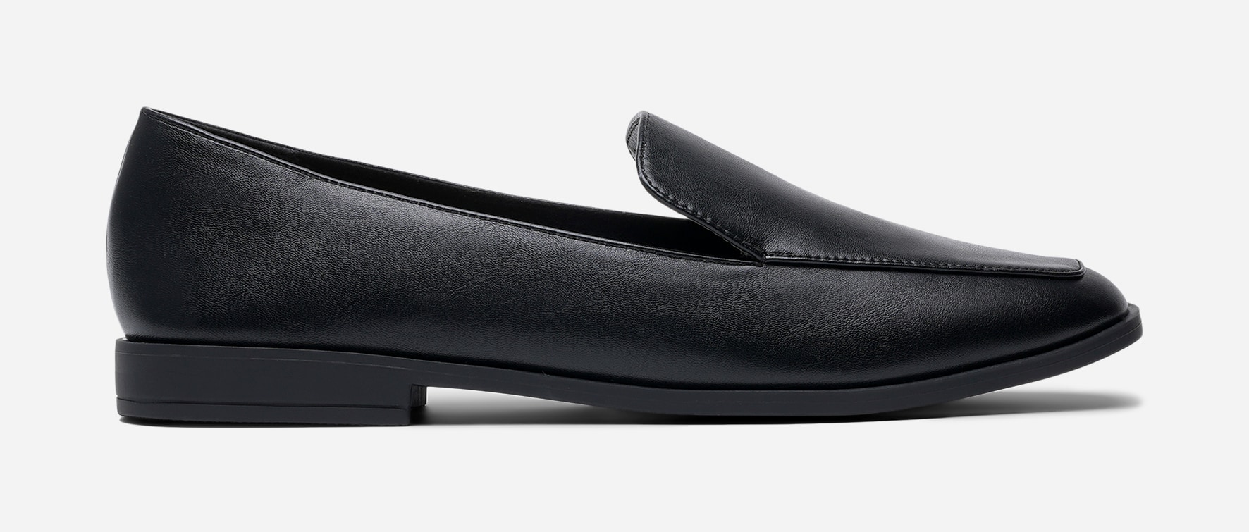 CLOU, Loafers Svarta