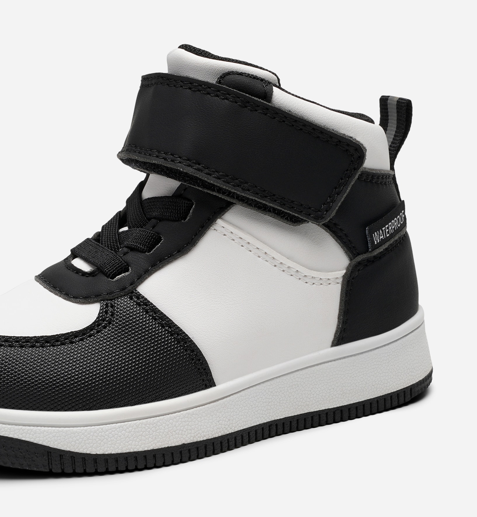 LEJON, Höga sneakers, waterproof Svarta