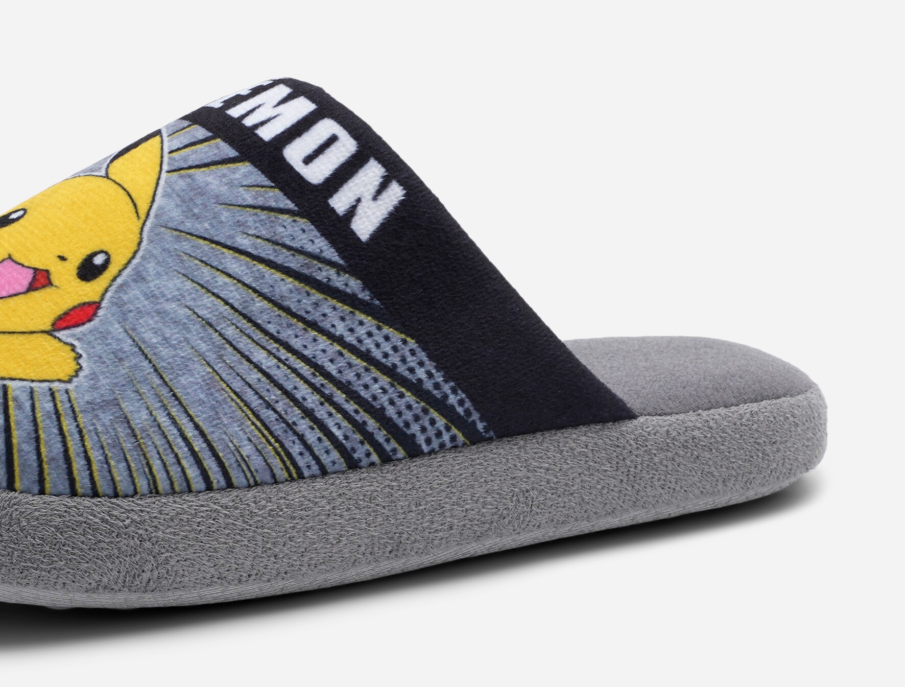 POKEMON, Tofflor Flerfärgade