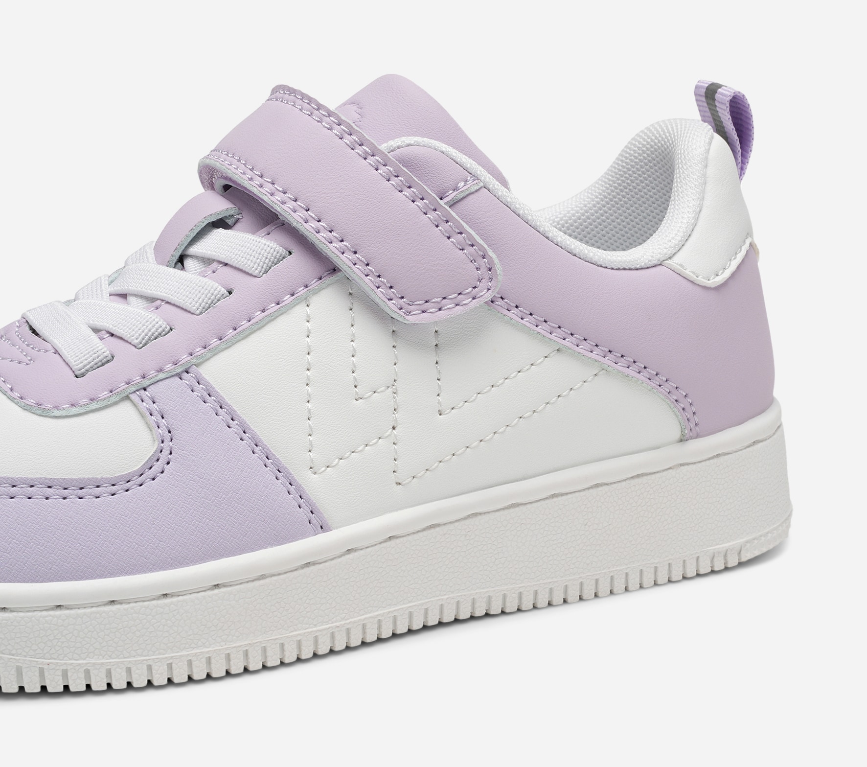 LEJON, Sneakers Lila