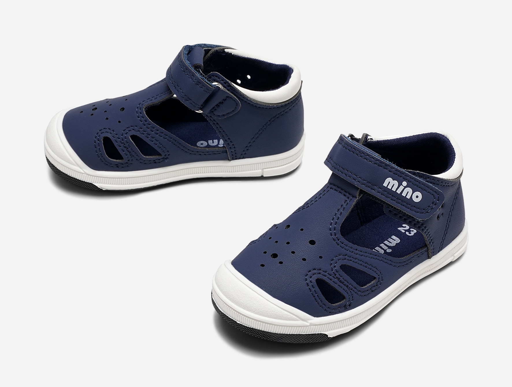 Mino, Lära-gå- sandaler Blåa