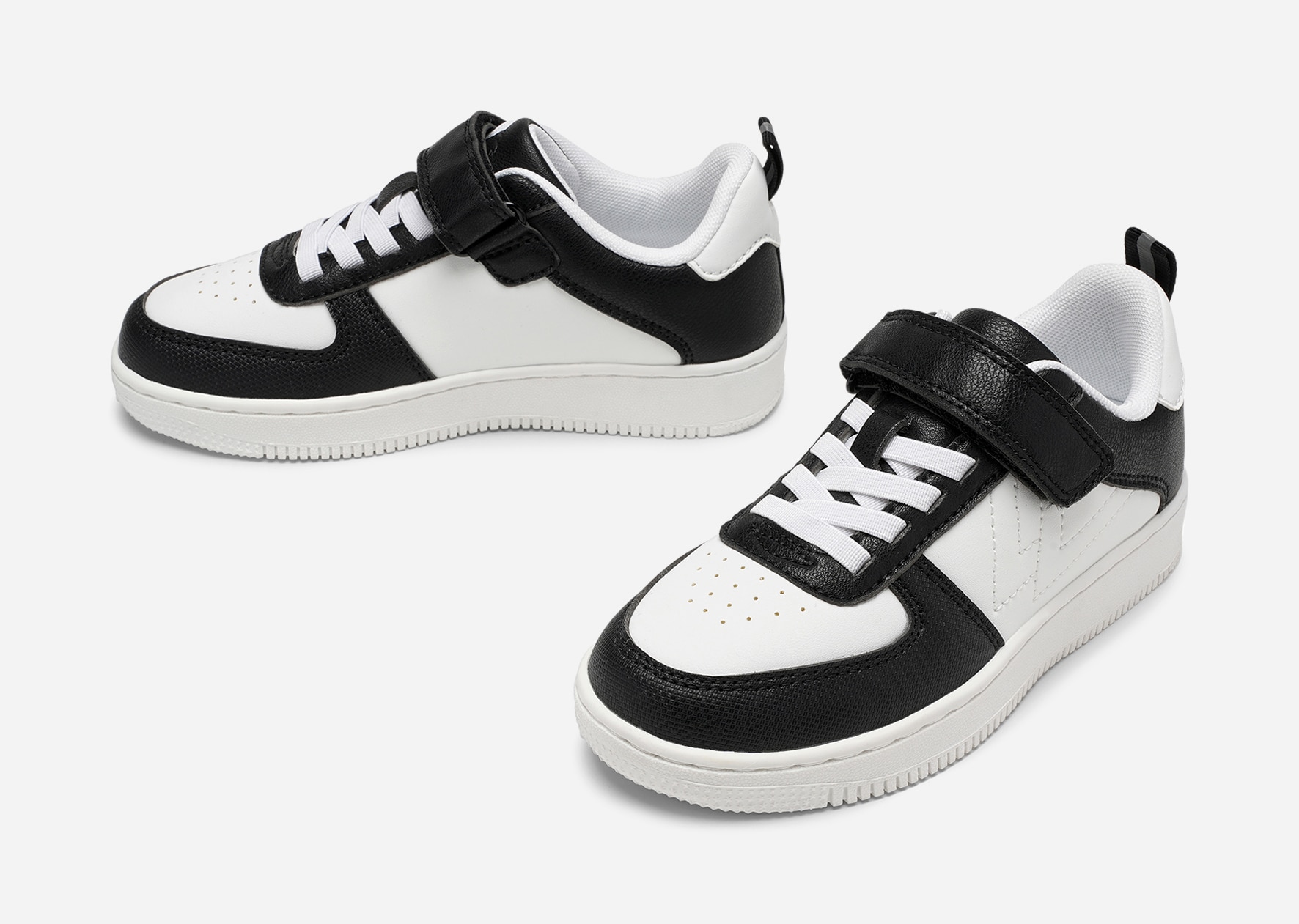 LEJON, Sneakers Svarta