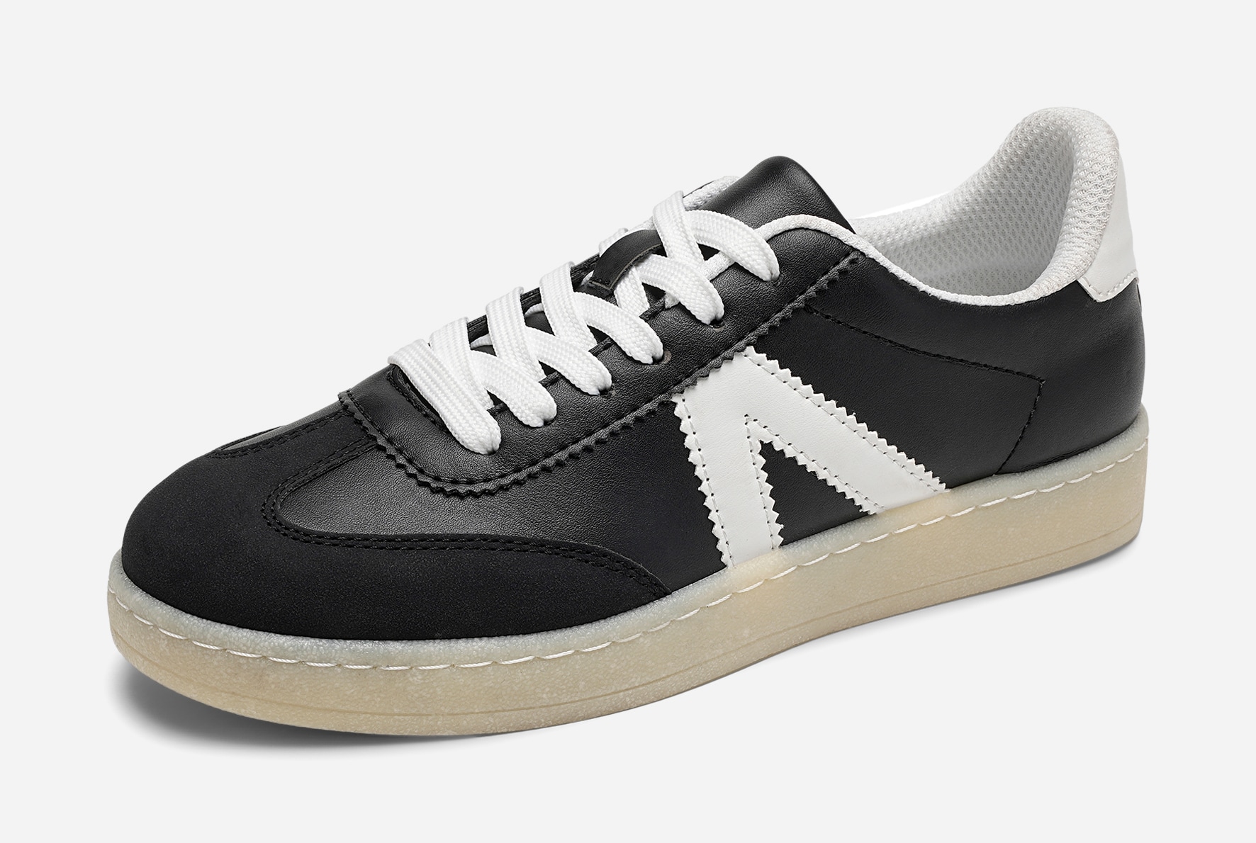 VOX, Sneakers Svarta